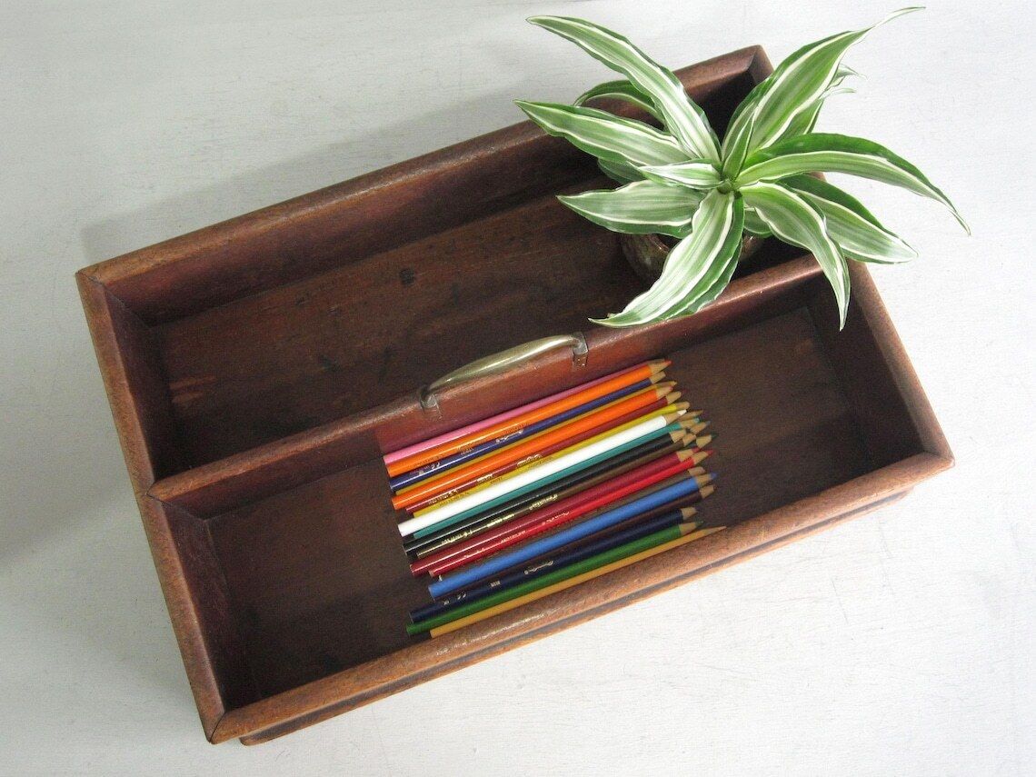 Mahogany Wood Butler's Box With Central Brass Handle photo furniture