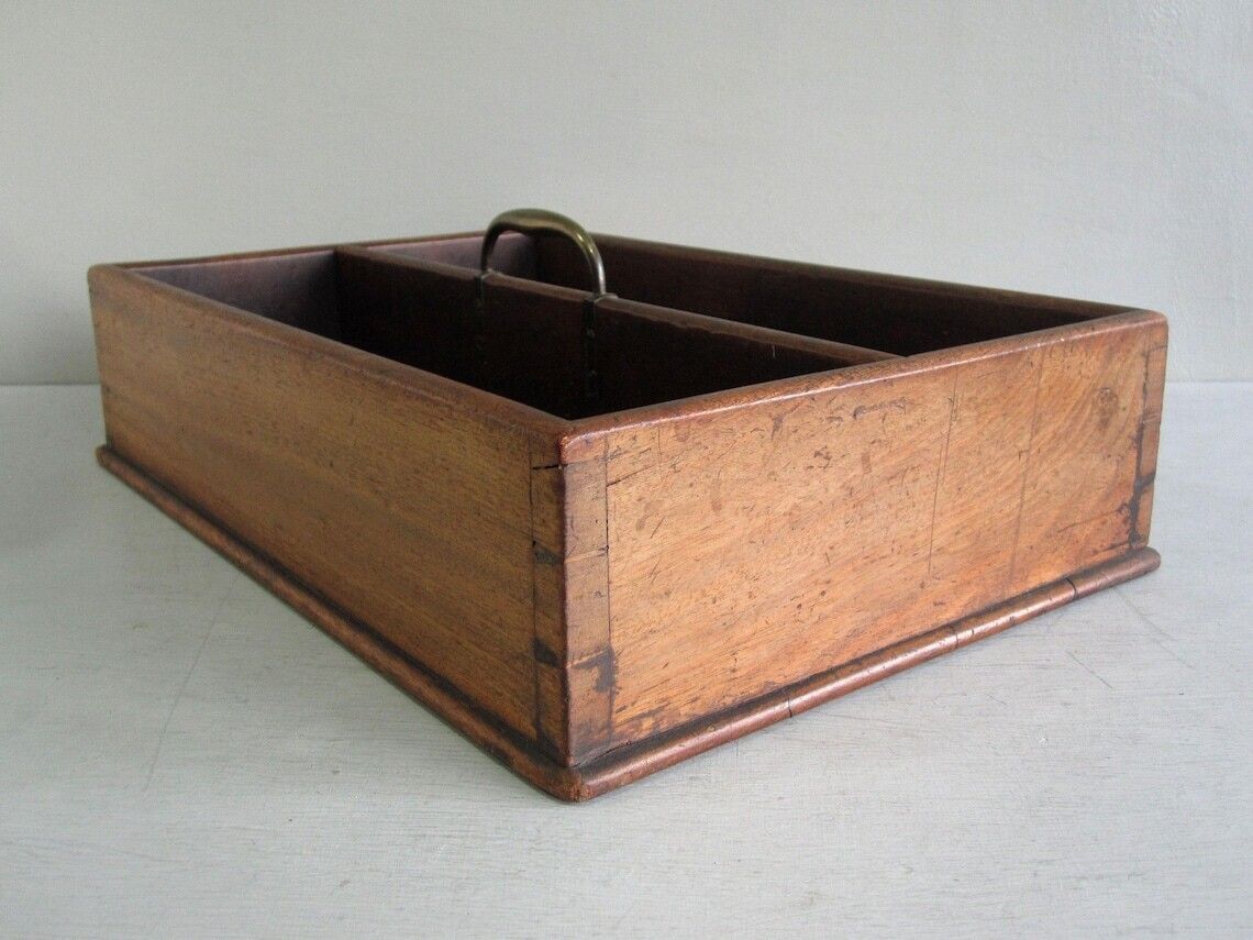 Mahogany Wood Butler's Box With Central Brass Handle photo buy