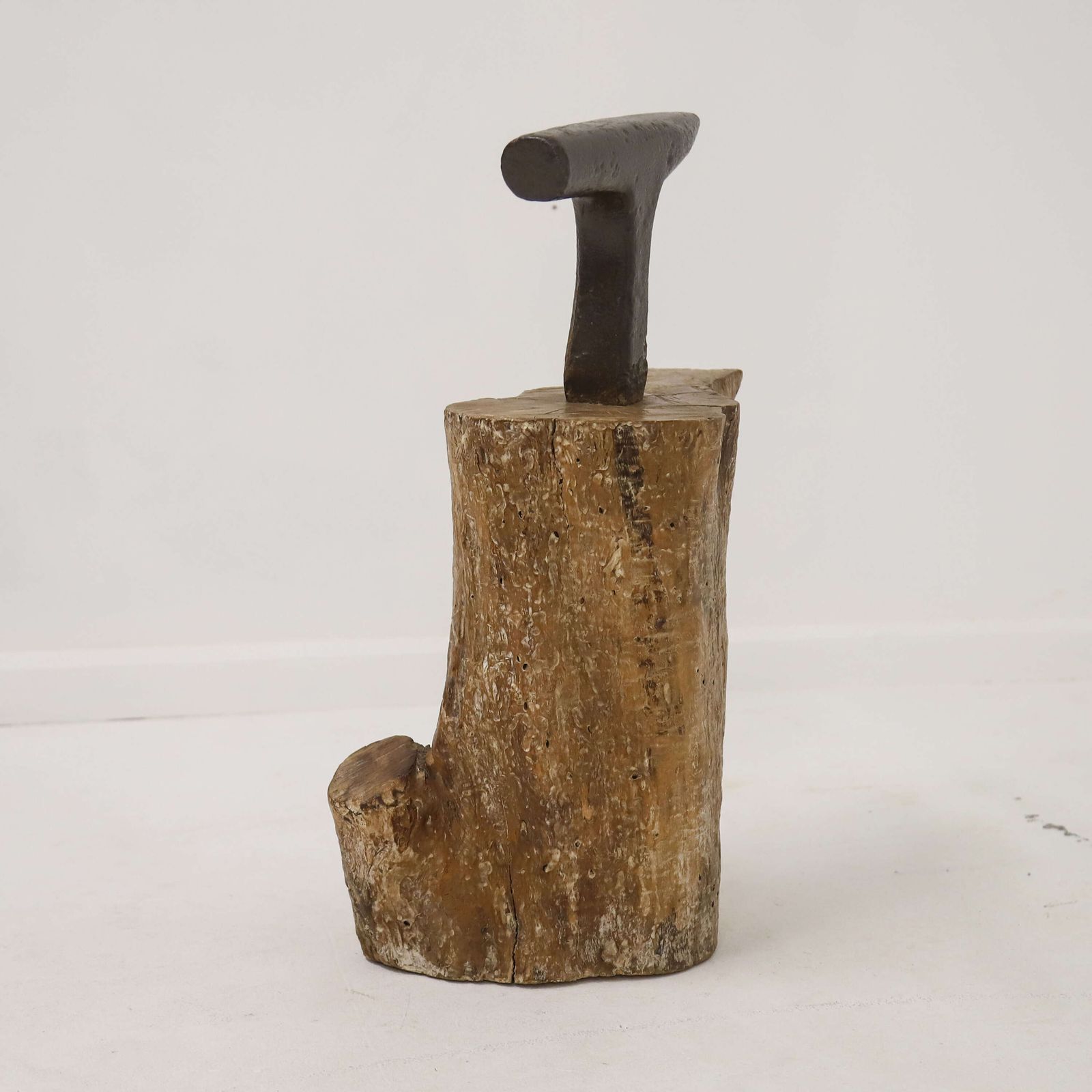 19th C British Farrier’s Anvil Mounted On Fruitwood Trunk – Sculptural Vernacular Piece photo buy