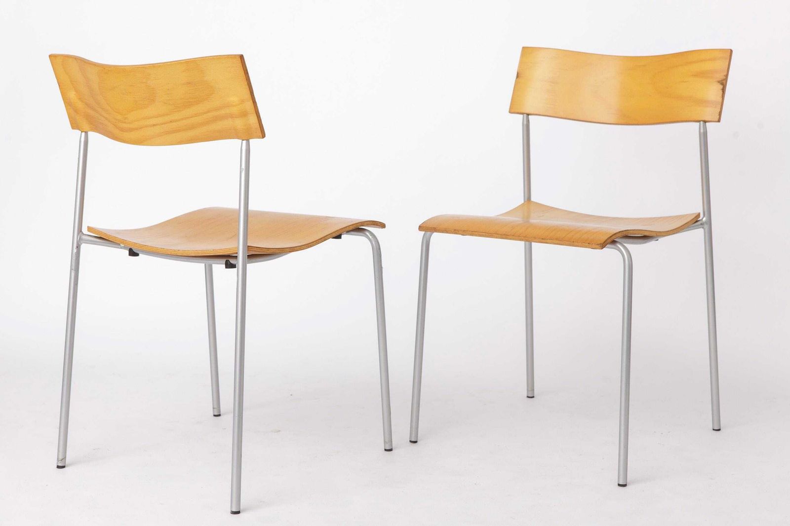 photo furniture Set Of 6 Lammhults Campus Stacking Chairs, Swedish Mid Century Chairs 1970s, Metal & Beech Plywood Dining Chairs
