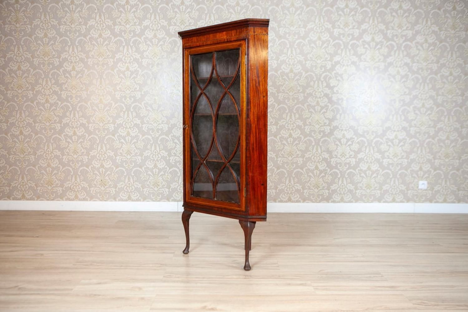 Late 19th Century English Corner Display Cabinet In Brown photo Furniture