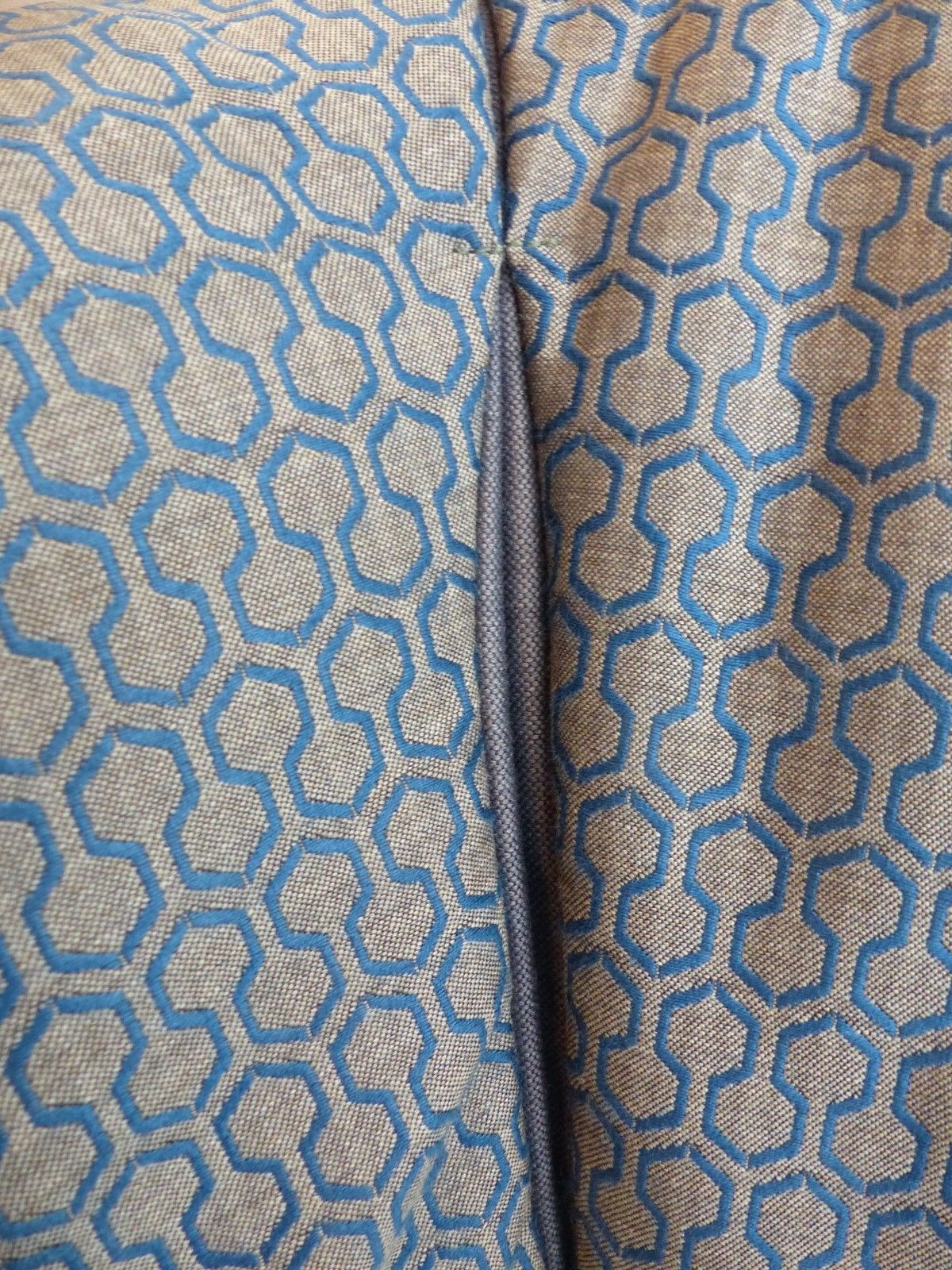 photo vintage Designer Ligne Roset France 'Okumi' Armchairs X 2 Available Uk Deliver Vgc