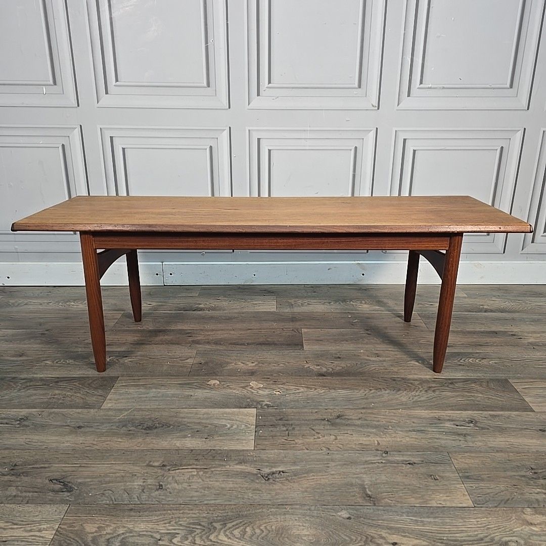 photo vintage Vintage Teak Coffee Table Mid Century Modern Danish Inspired Retro Mcm Wooden