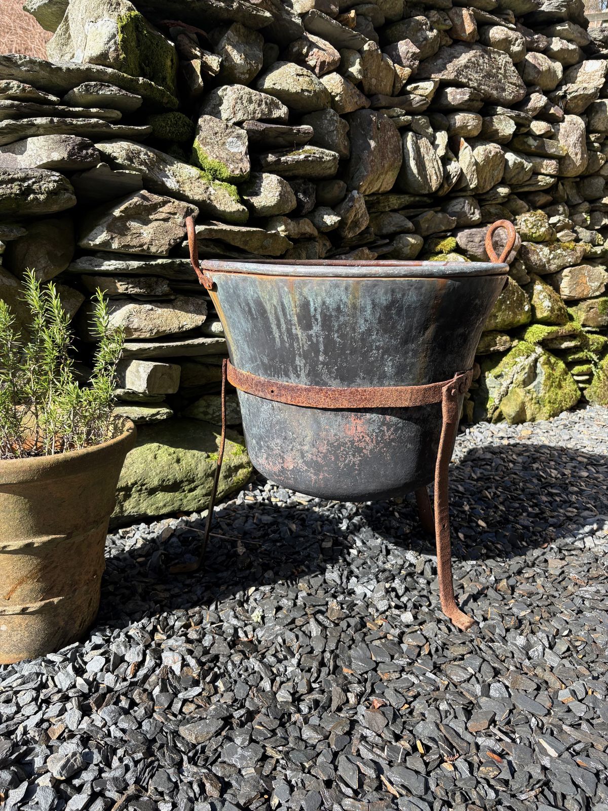 Hungarian Cauldron Cooking Pot With Stand photo 180.0