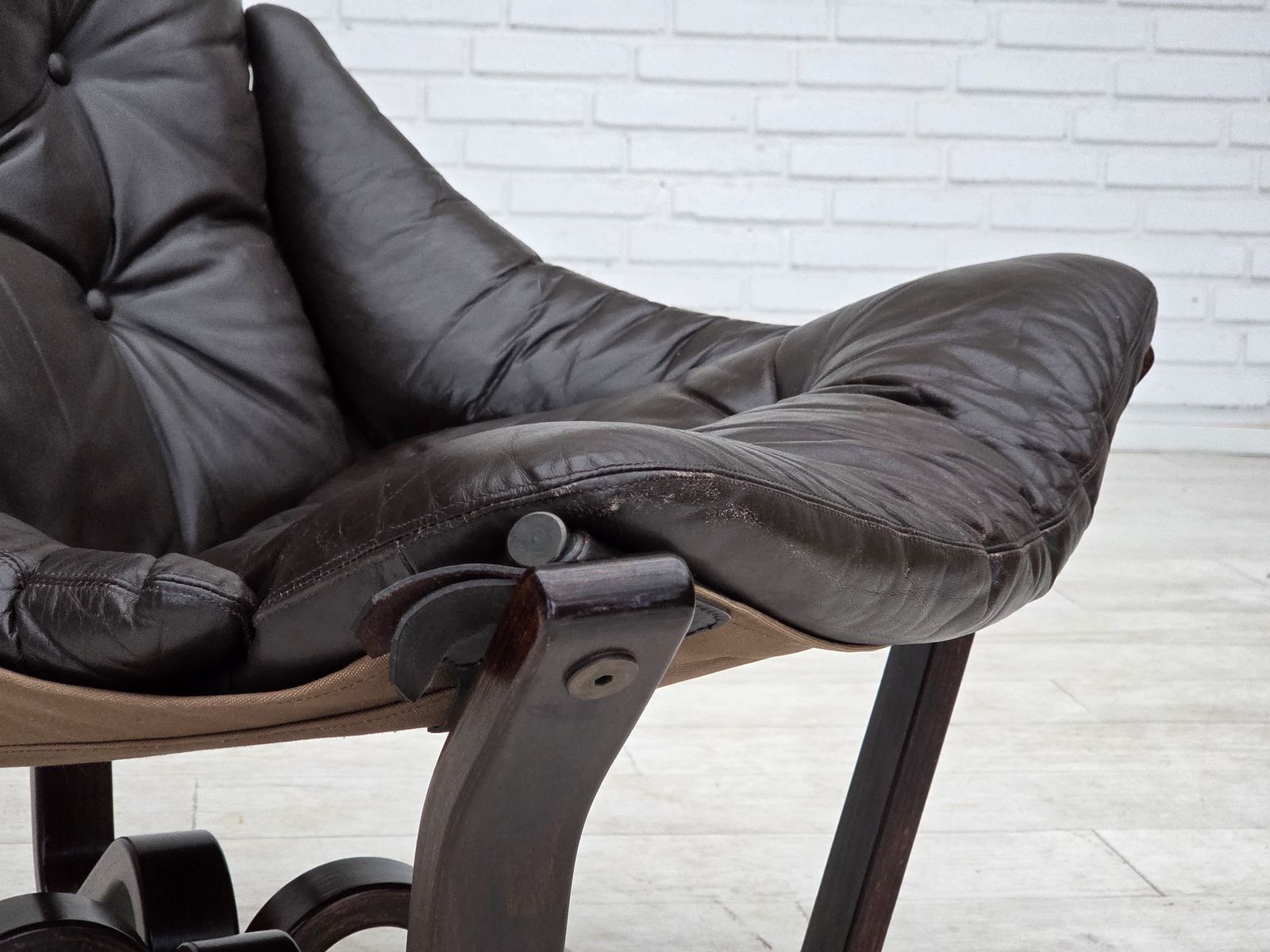 Jaren 1970, Noors Design Van Jim Myrstad, Loungestoel, Model "Viking". photo vinterior