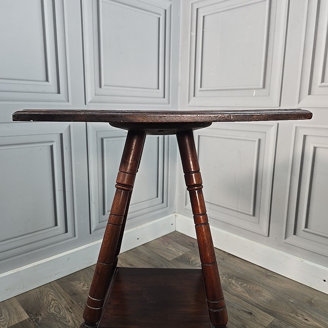 140.0 Antique Occasional Side Table Wooden Oak Square Lamp End Hall Arts & Crafts photo