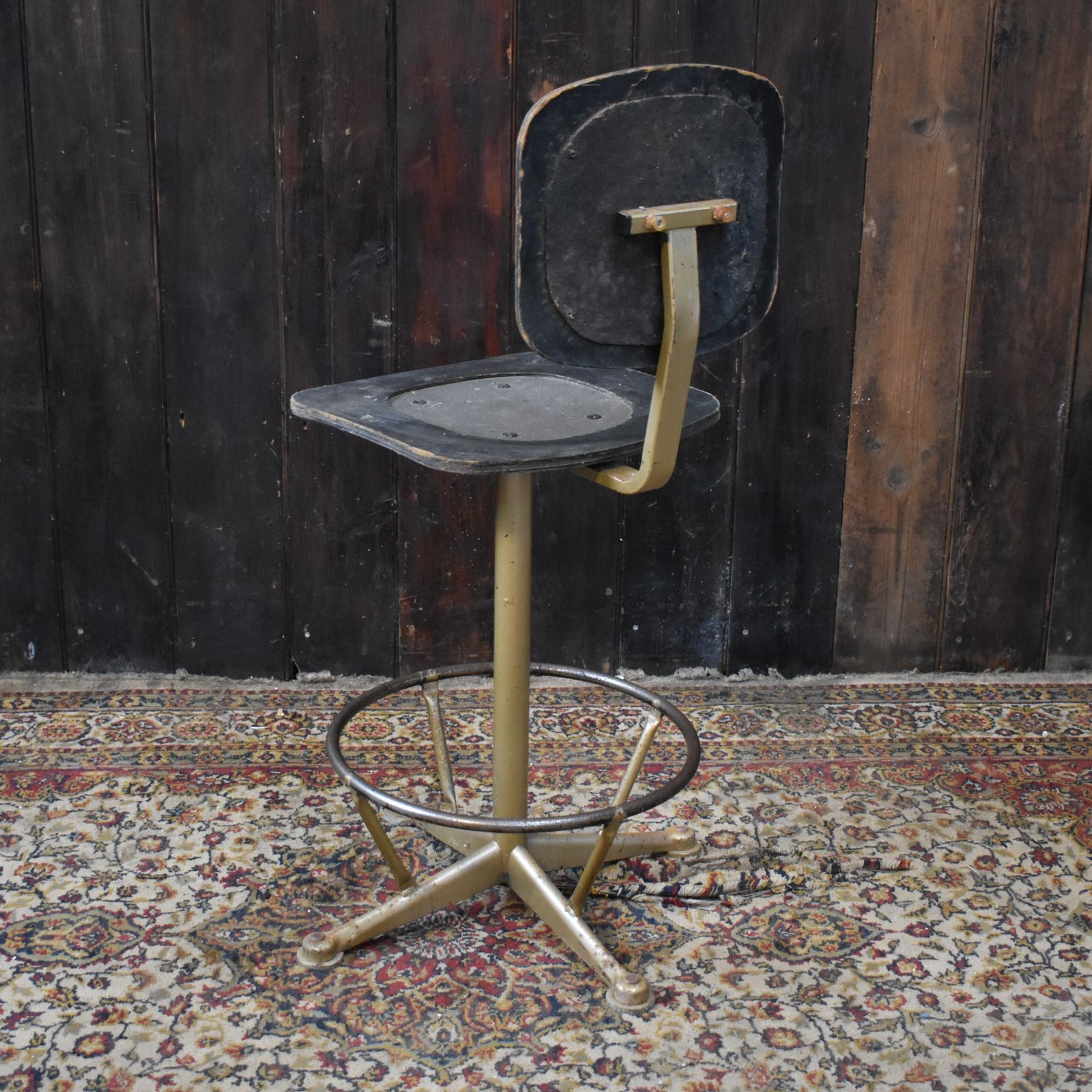 Vintage 1960s Industrial Machinst Workshop Factory Swivel Bar Island Chair photo vinterior