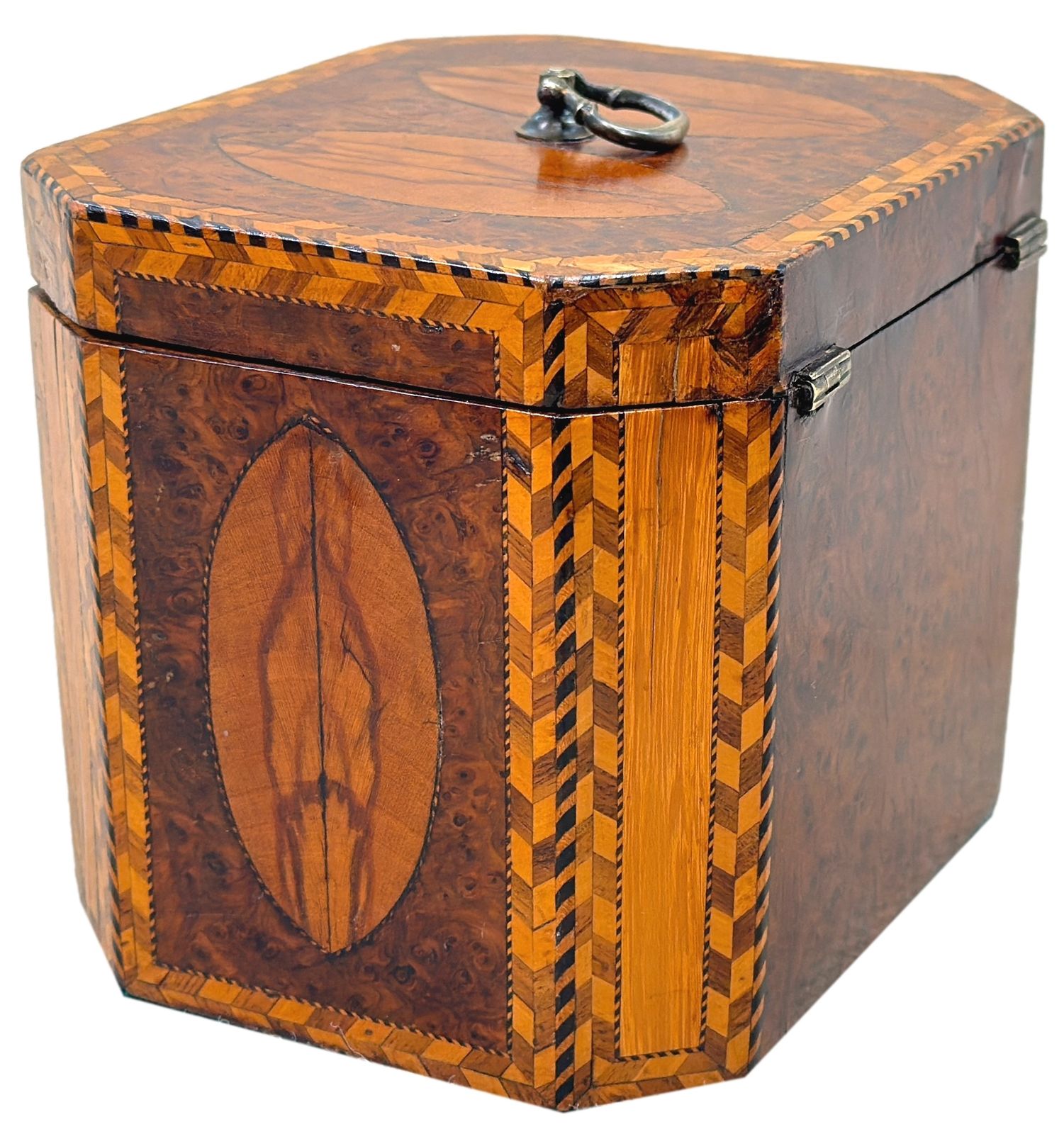 Georgian 18th Century Yew Wood Octagonal Tea Caddy (England, Circa 1780) photo vintage