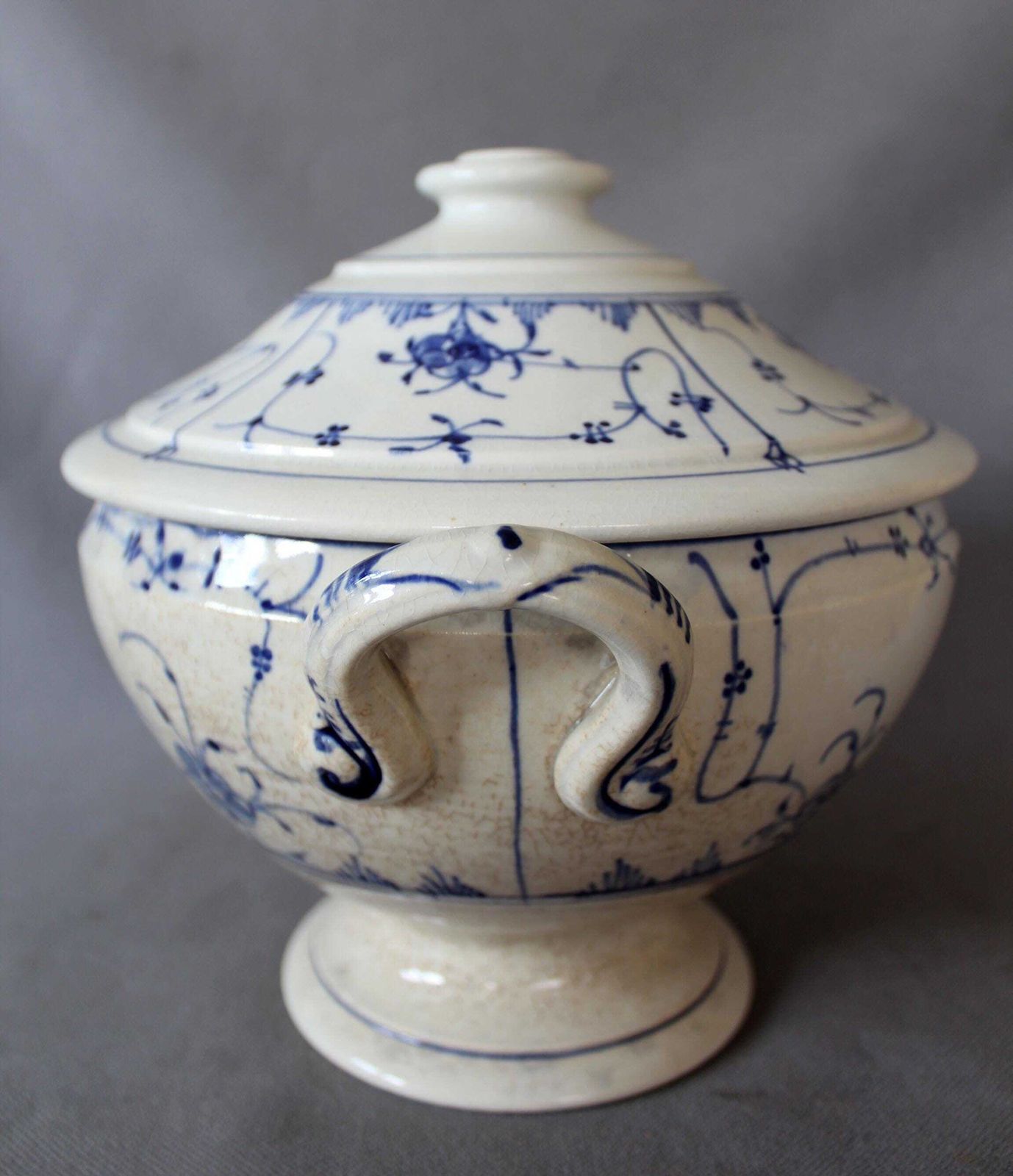 Large Antique Blue And White Ceramic Ironstone Tureen Soup Bowl With Lid, Strawflower Design, Copenhagen Style, Tea Stained Crackled photo vinterior
