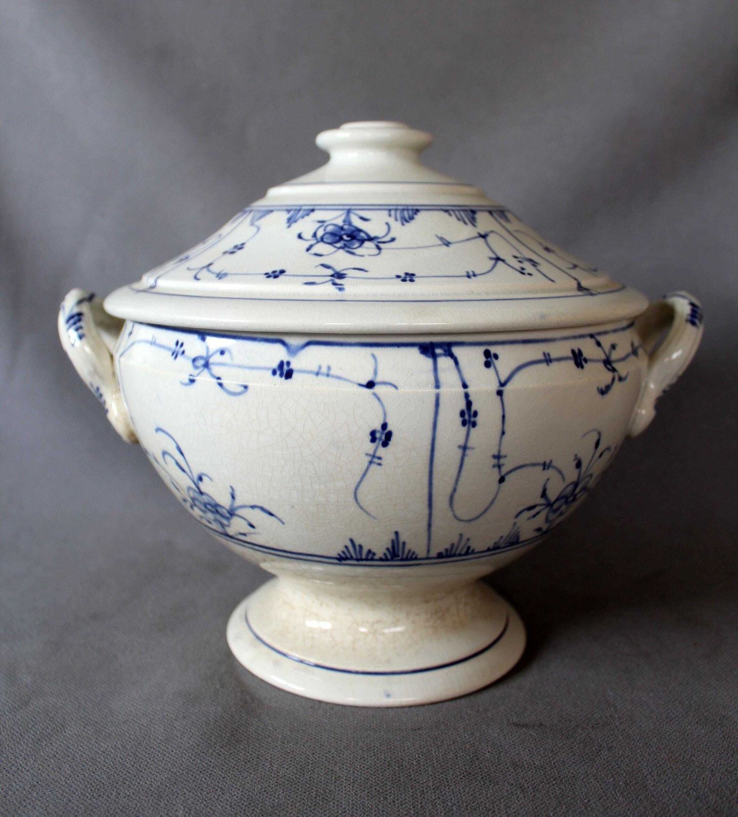 Large Antique Blue And White Ceramic Ironstone Tureen Soup Bowl With Lid, Strawflower Design, Copenhagen Style, Tea Stained Crackled photo buy