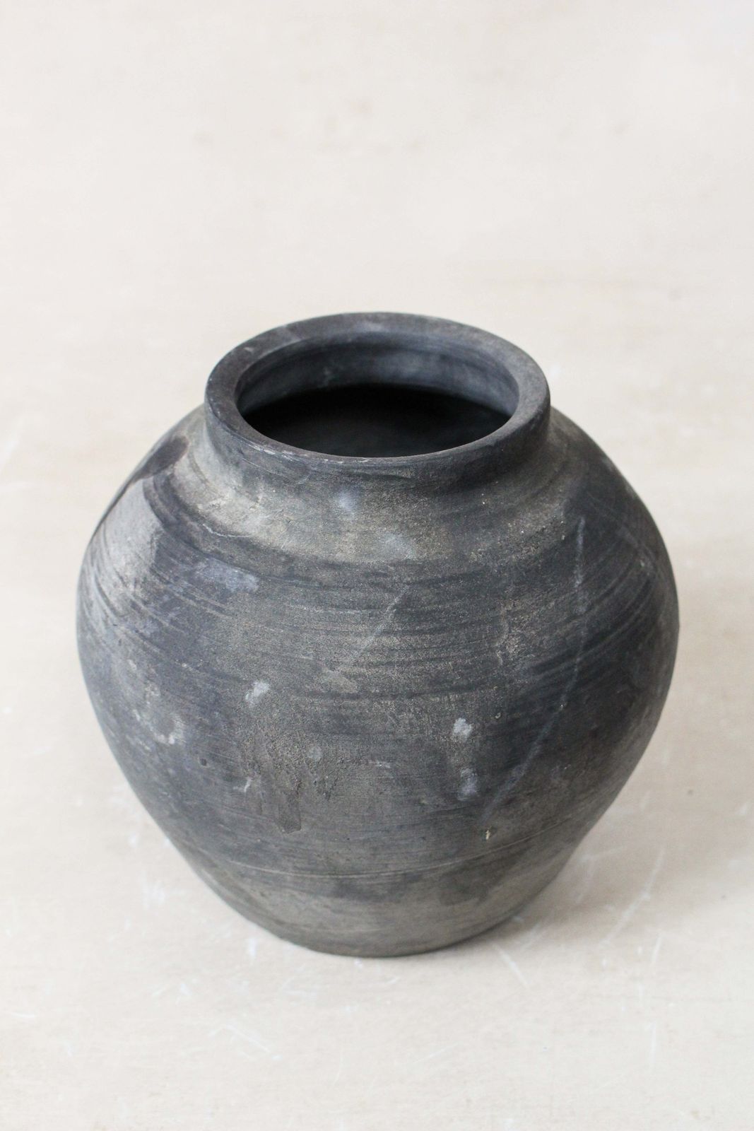 Vintage Dark Pot S   Nº 136, 1950s photo furniture