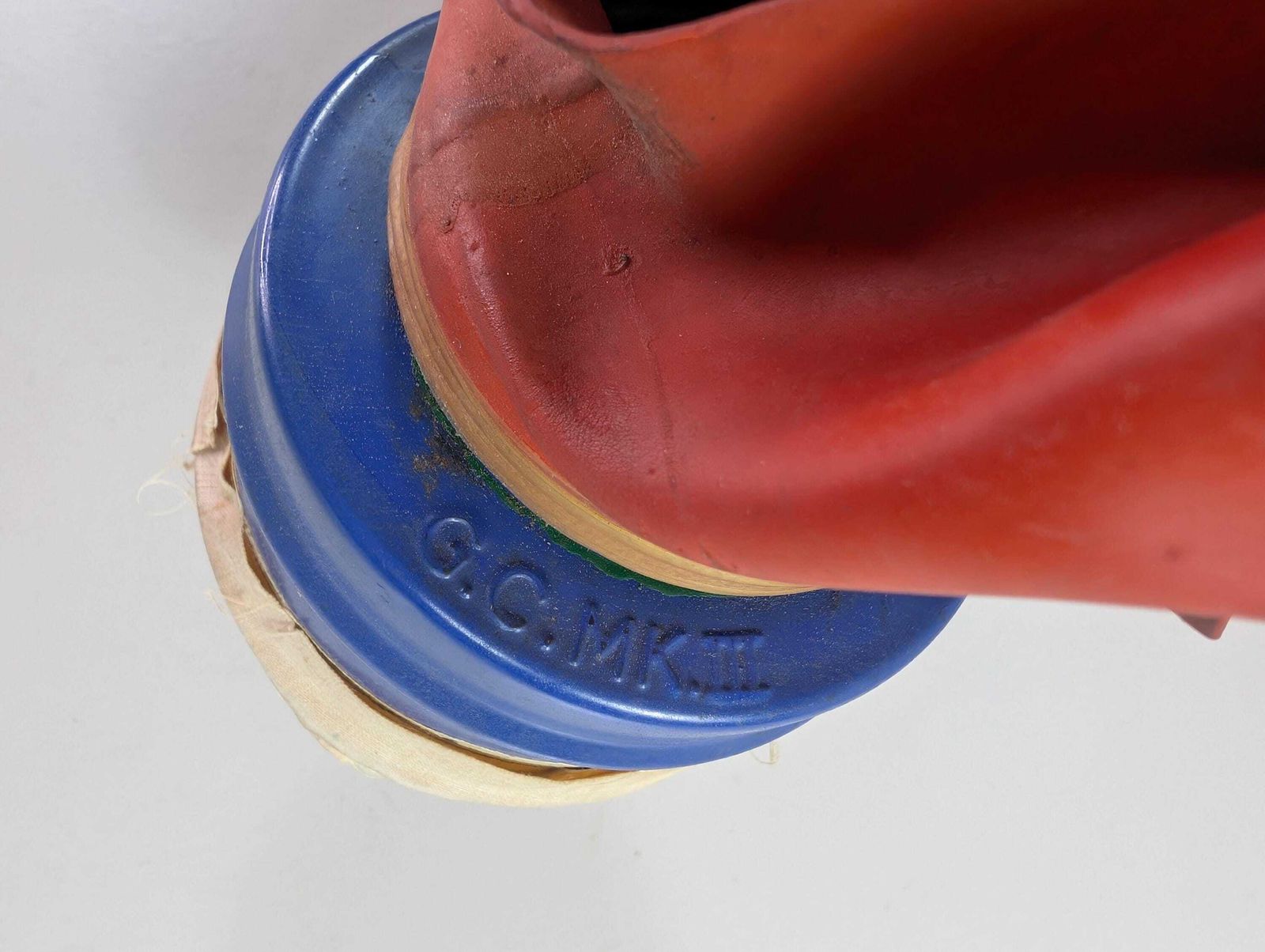 Ww2 Children's Gas Mask Respirator 'Mickey Mouse', Boxed With Very Rare Instructions, British 1941 photo vinterior