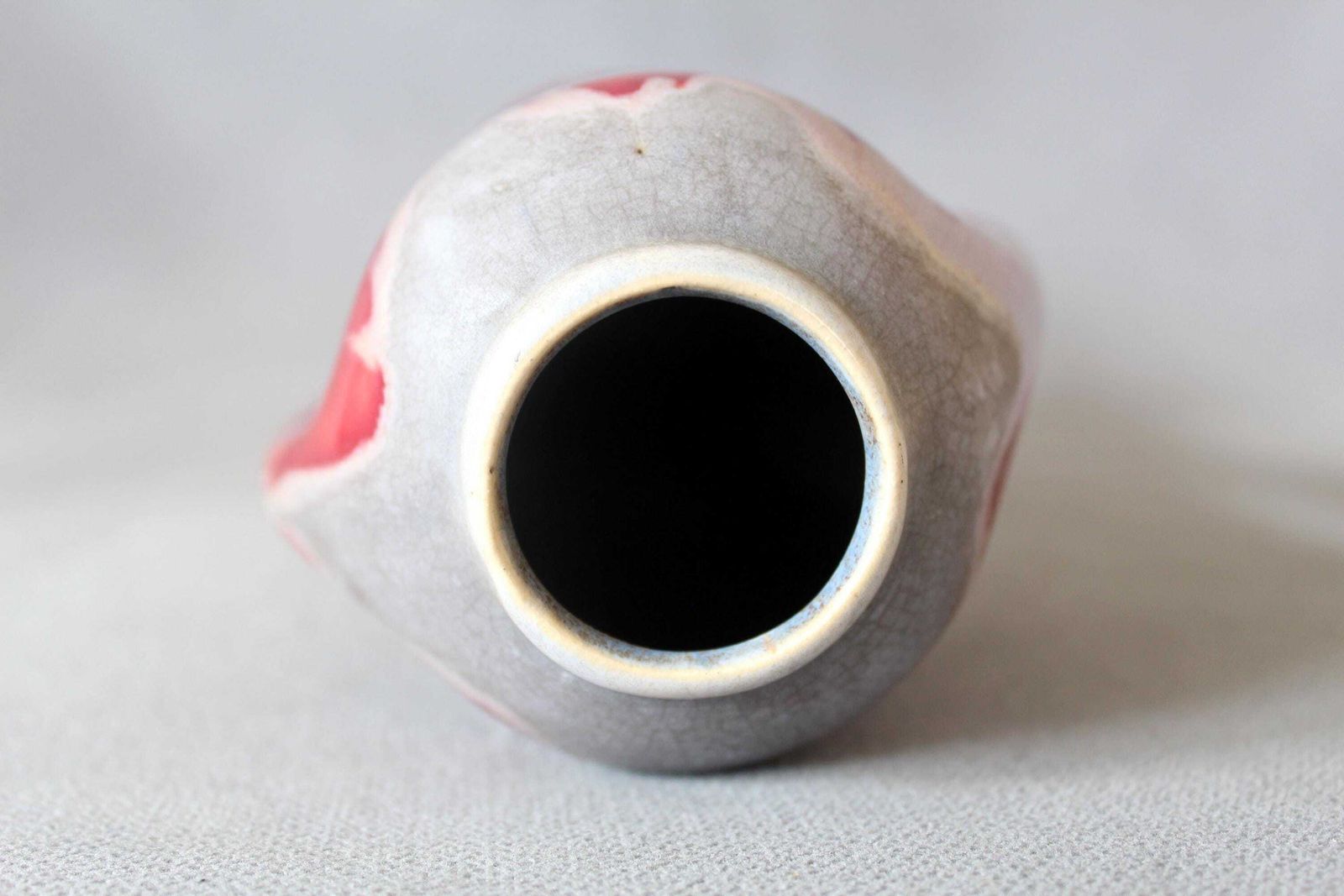 photo vintage Art Deco 1920s Ceramic Vase, Faiencerie De Thulin Belgium, Drip Glaze, Studio Art, Dark Red Bordeau, Bud Vase, Twin Handle