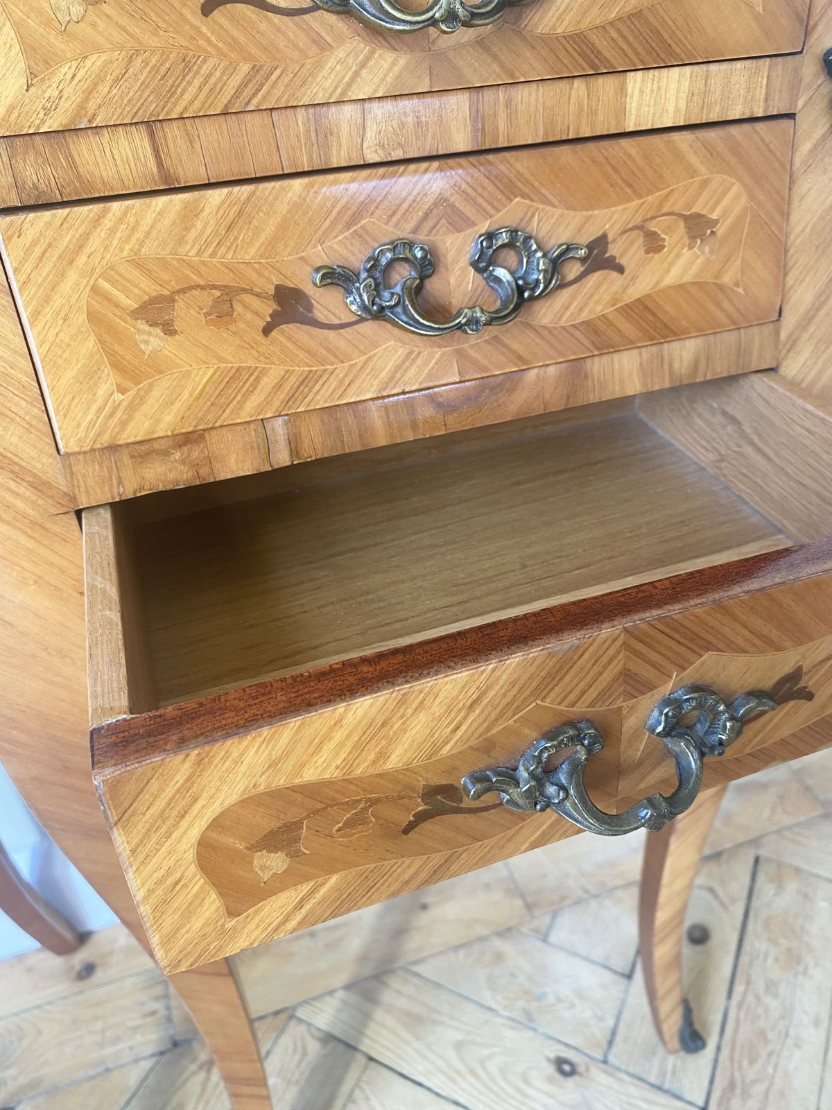 photo furniture Pair Of French Louis XVI Bedside Tables With Marble Tops