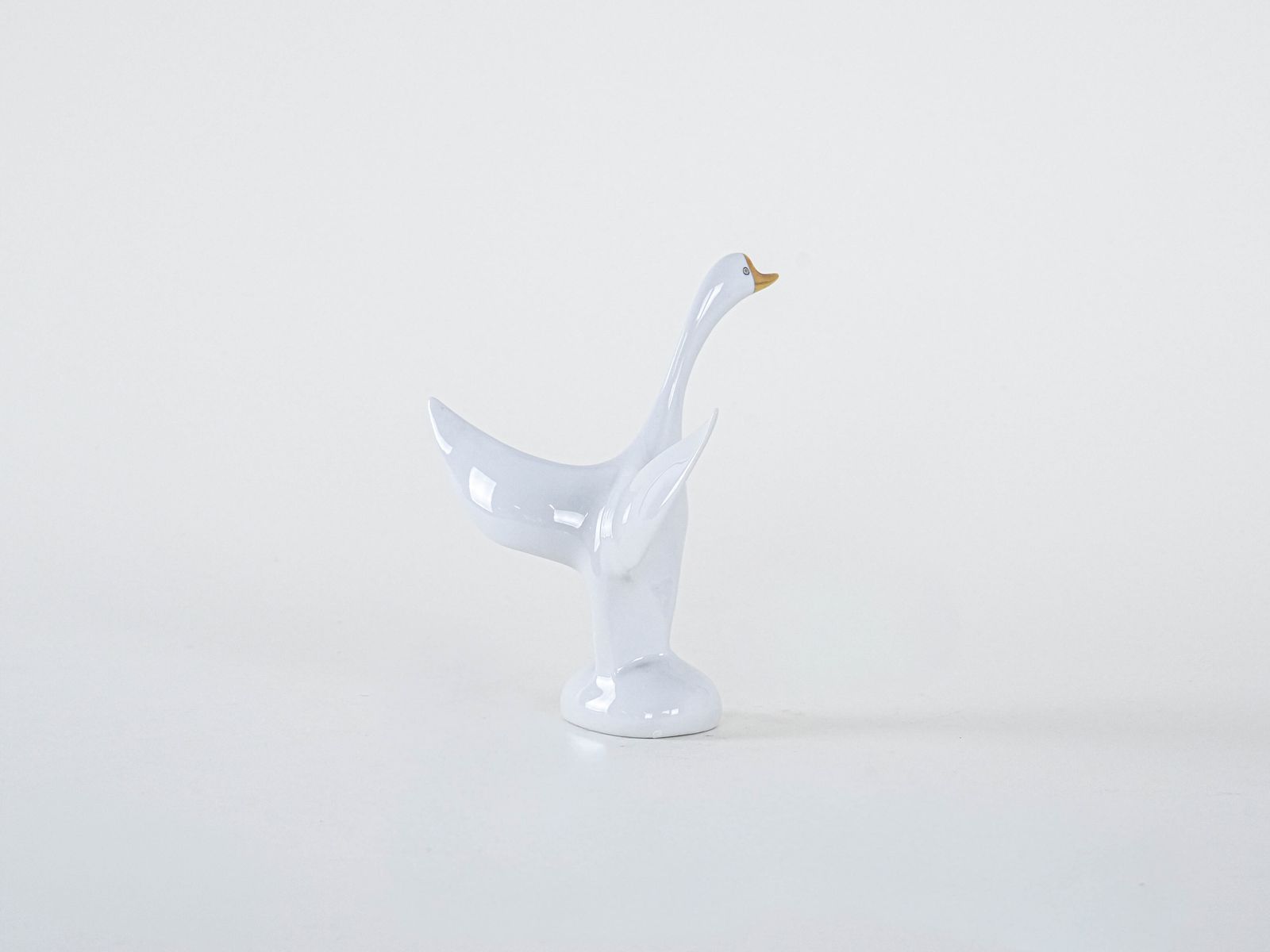 Porseleinen Ganzenfiguur, Hongaars Ontwerp, Jaren 1960, Vervaardigd Door Holloháza photo 259.0