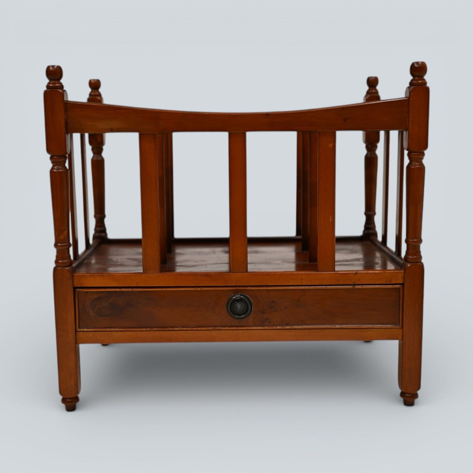 147.0 Mahogany/Teak Canterbury Magazine Paper Rack Free Nationwide Delivery photo