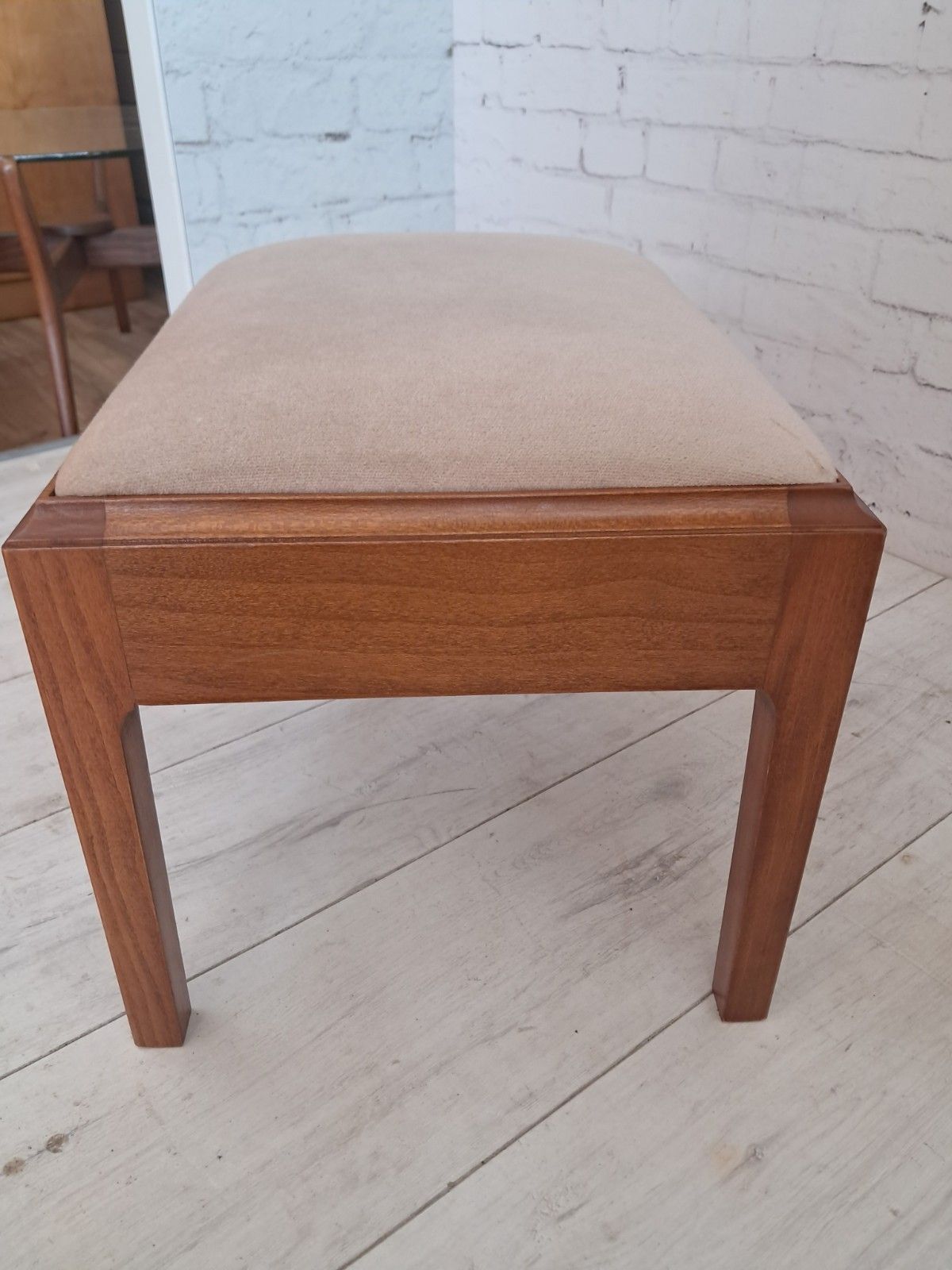 Vintage Stag Foot Stool Beige Velour Teak Wood 1995 photo vintage