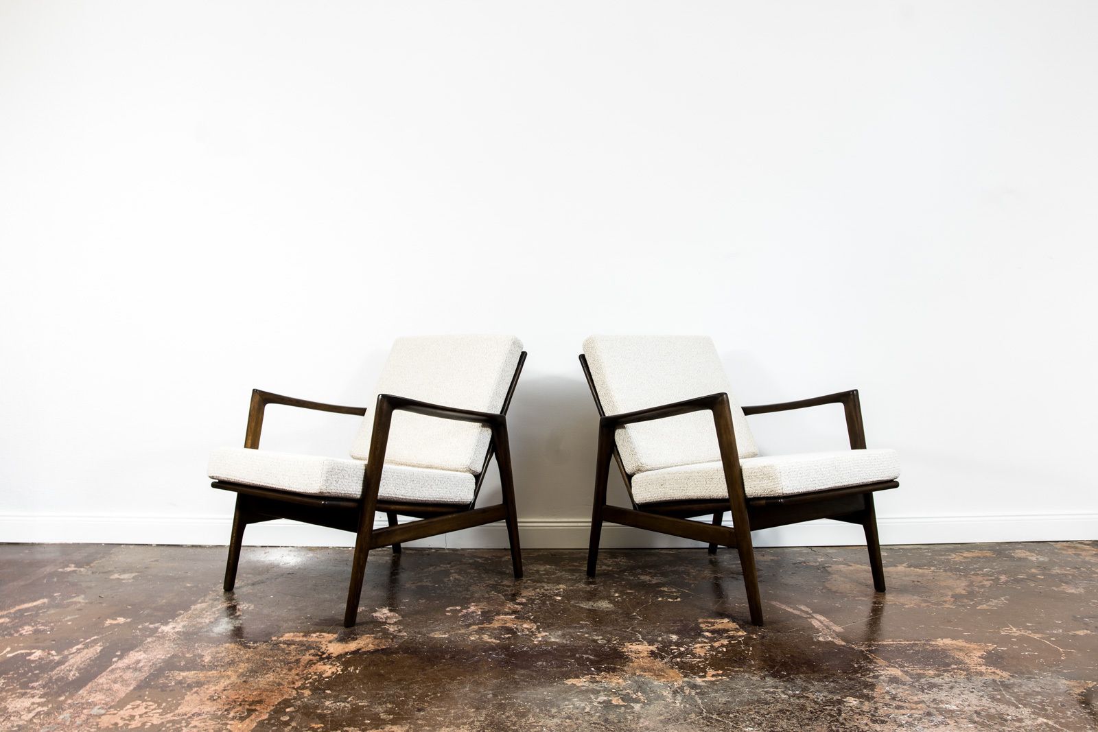 Mid Century Modern Armchairs By Sfm, Poland, 1960s, Set Of 2 photo vintage
