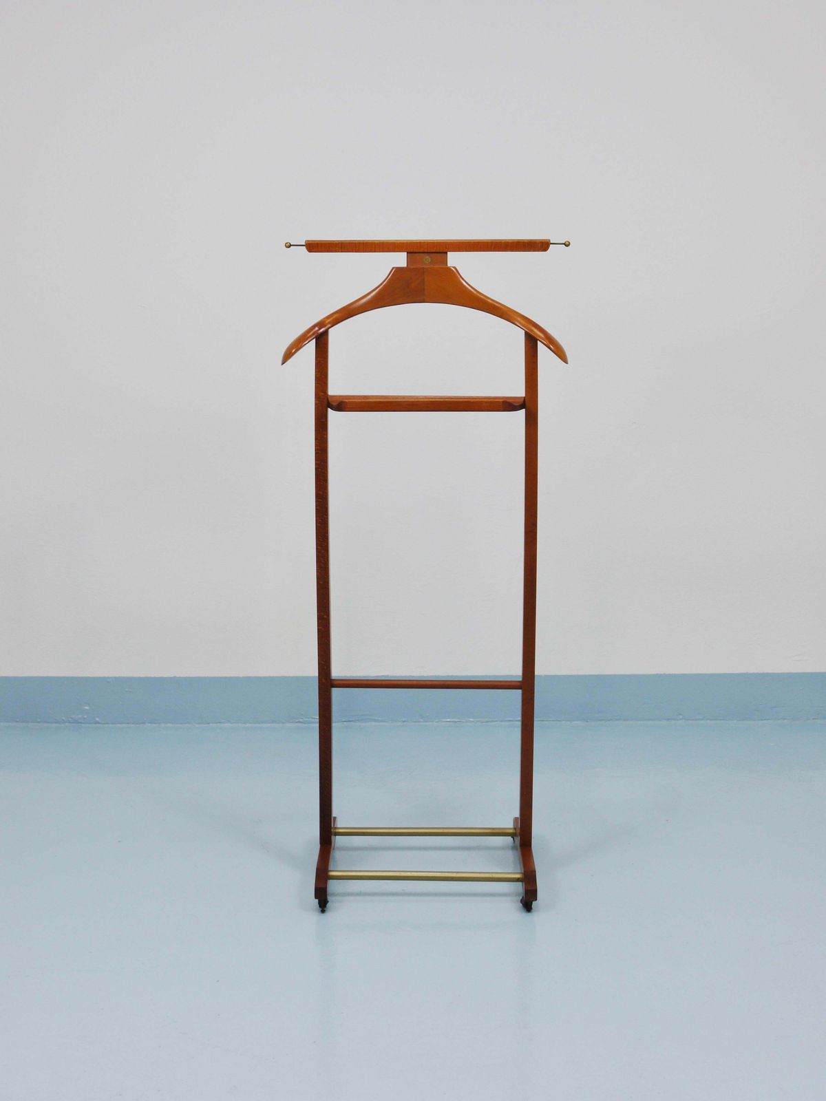 Fratelli Reguitti Mid Century Clothing Valet, Ico Parisi Style, Italy, 1950s photo furniture