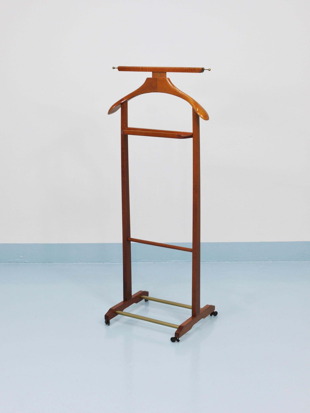 Fratelli Reguitti Mid Century Clothing Valet, Ico Parisi Style, Italy, 1950s photo vinterior