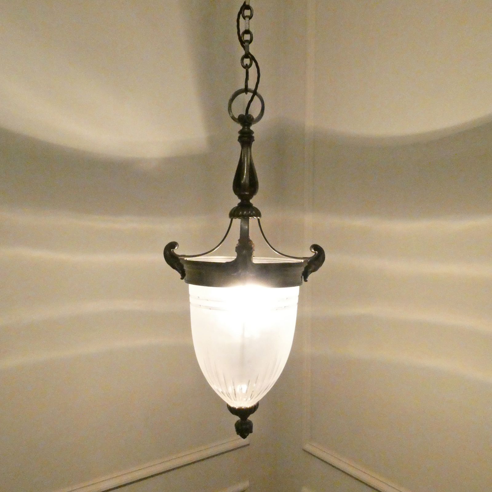 photo vintage Pair Of Art Nouveau Bronze Pendant Lanterns Attributed To F&C Osler