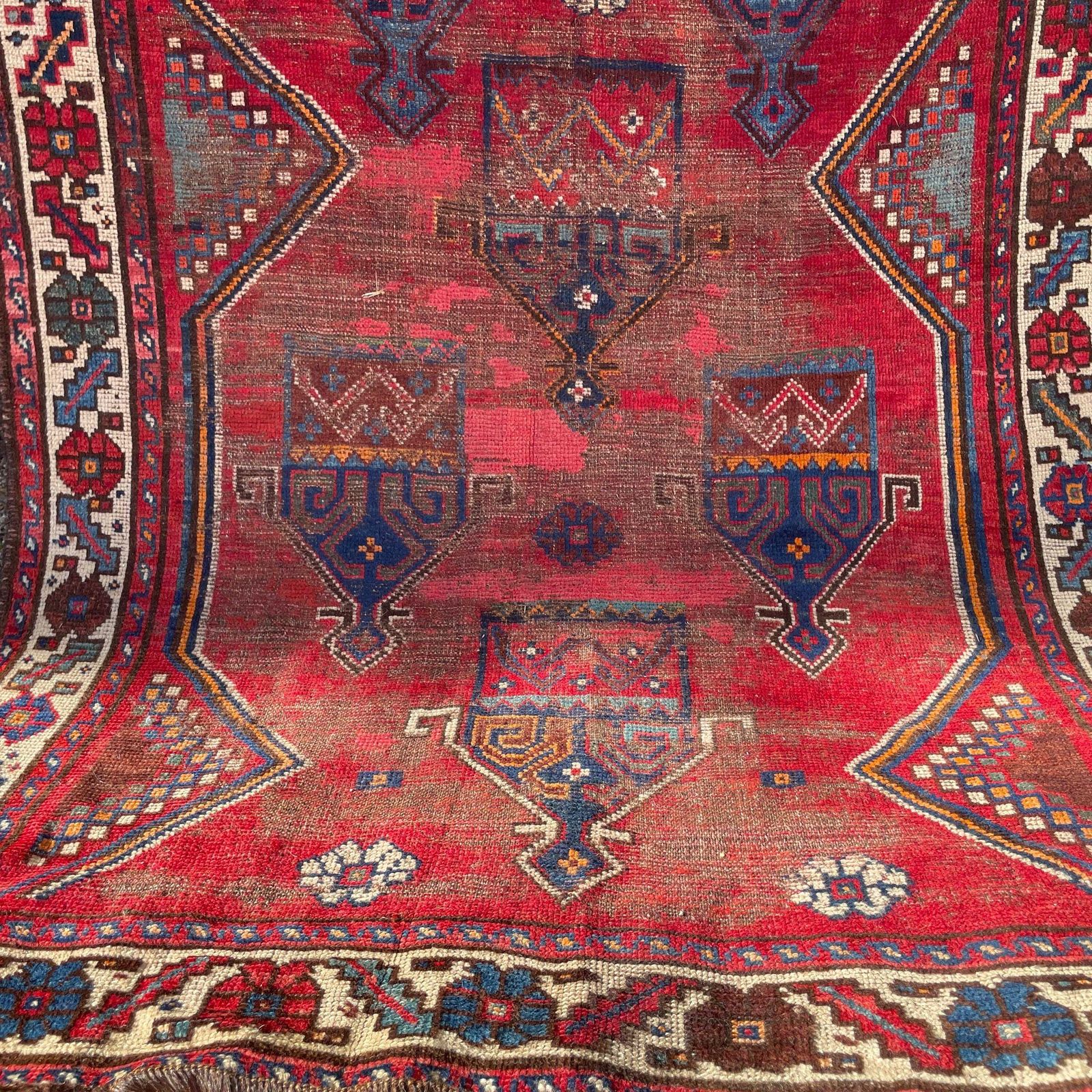 395.0 Antique Heriz Rug Tribal Runner Hand Knotted Red Early 20th Century Hallway Middle Eastern Floor Rug Low Pile photo