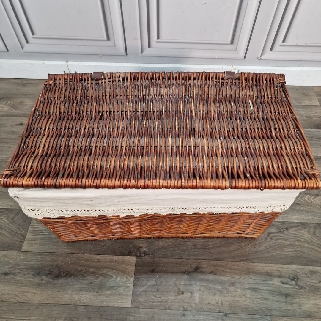 Vintage Wicker Storage Chest Lidded Basket Blanket Box Picnic Fishing Retro photo buy