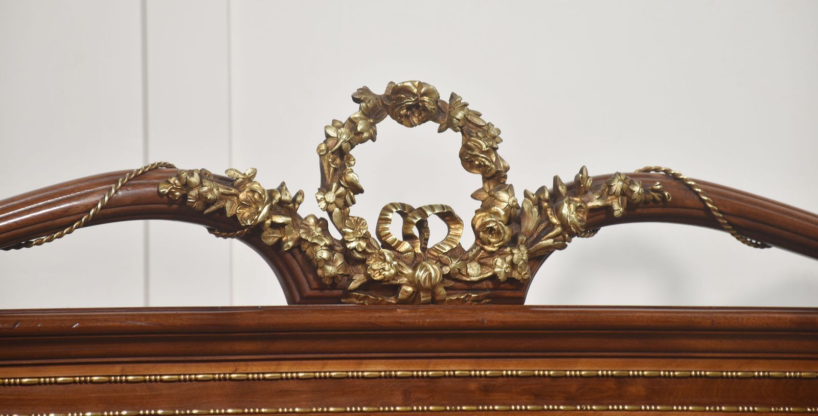 Fine Louis XVI Style Mahogany And Parquetry Double Bed photo vinterior
