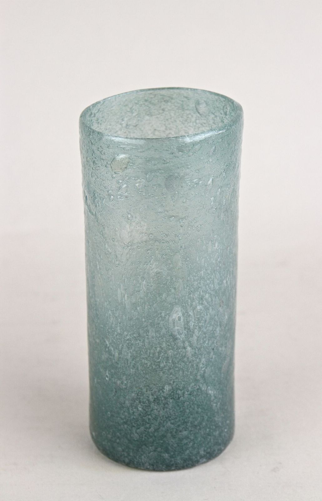 photo furniture 20th Century Pulegoso Murano Glass Vase By Napoleone Martinuzzi, Italy Ca. 1920