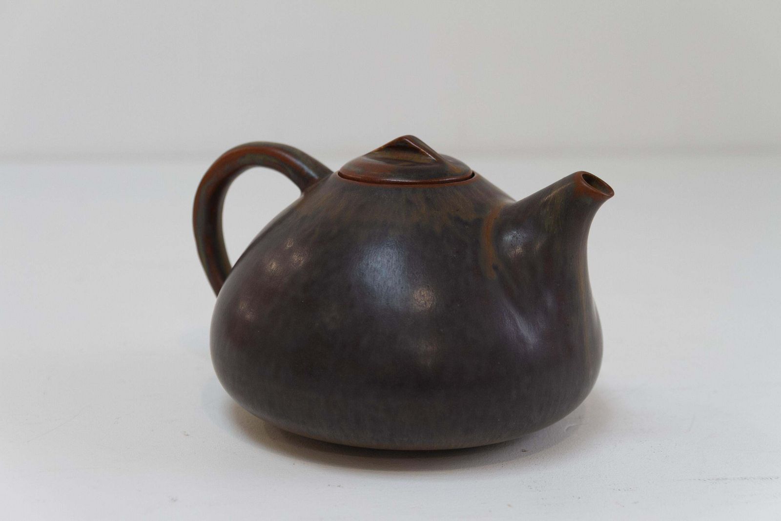 Danish Teapot In Glazed Ceramic By Eva Stæhr Nielsen For Saxbo, 1950s. photo buy