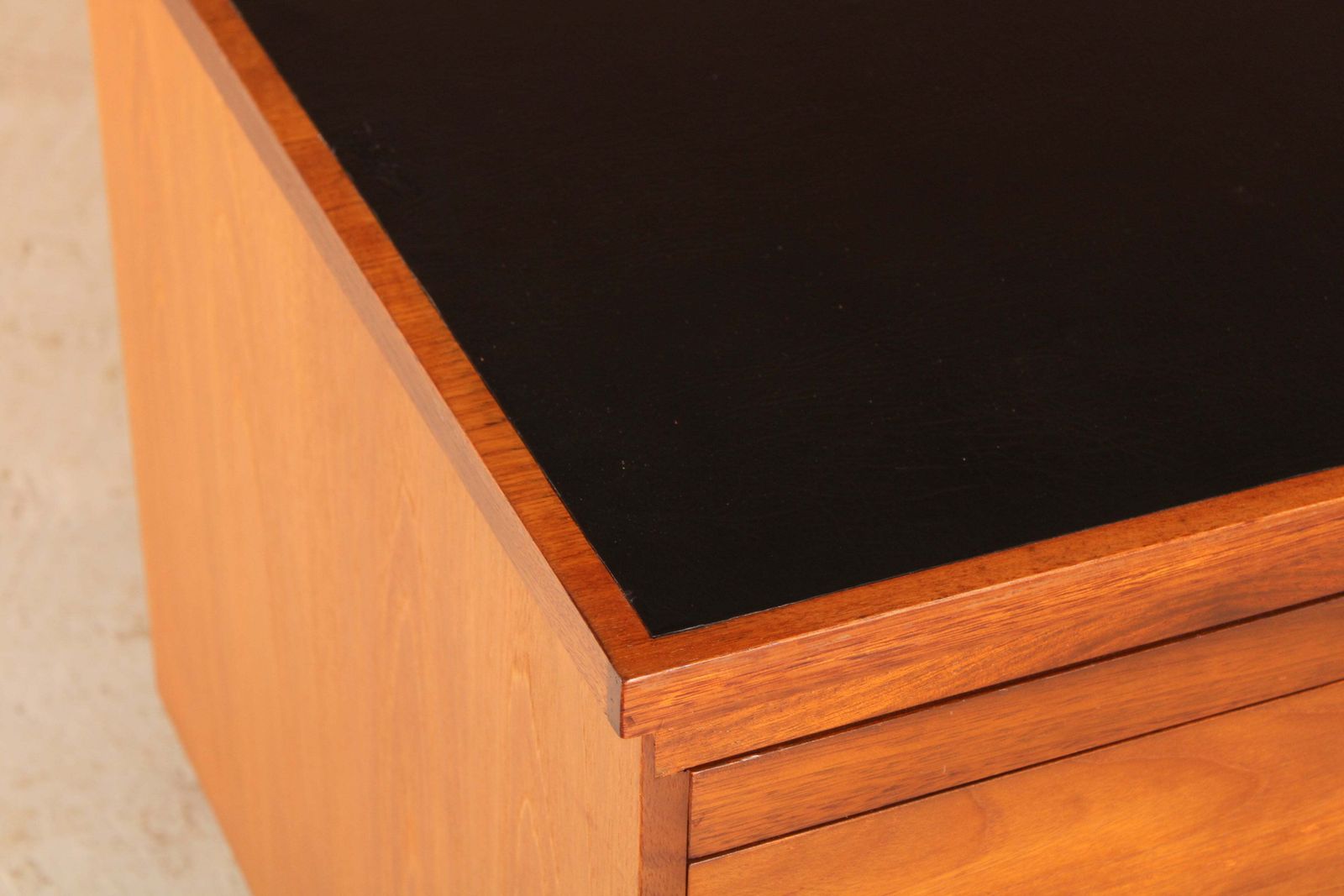 British Mid Century Executive Teak Desk With Brass Handles, Circa 1970s photo vinterior