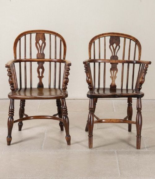 Matched Set Of Eight Early 19th Century Windsor Chairs photo Furniture