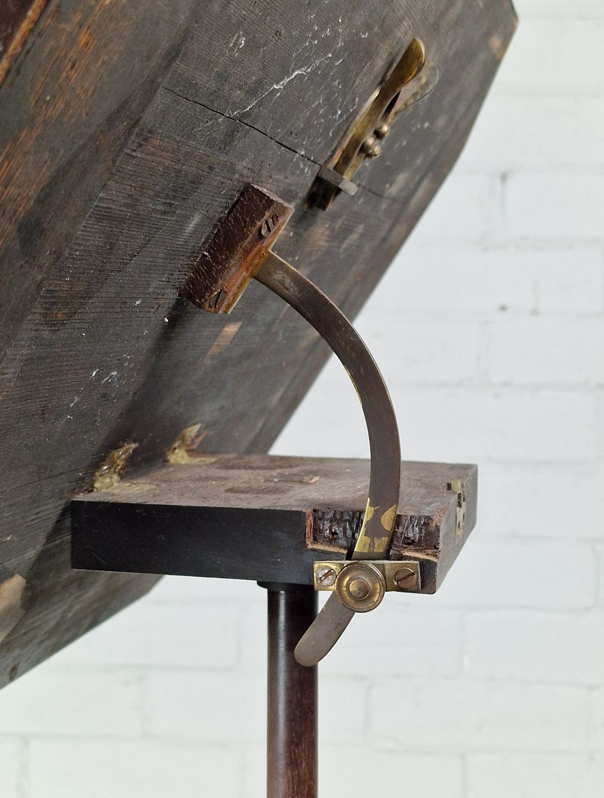 A Regency Mahogany Rosewood Crossbanded Satinwood And Burr Elm Inlaid Reading Ta photo vinterior