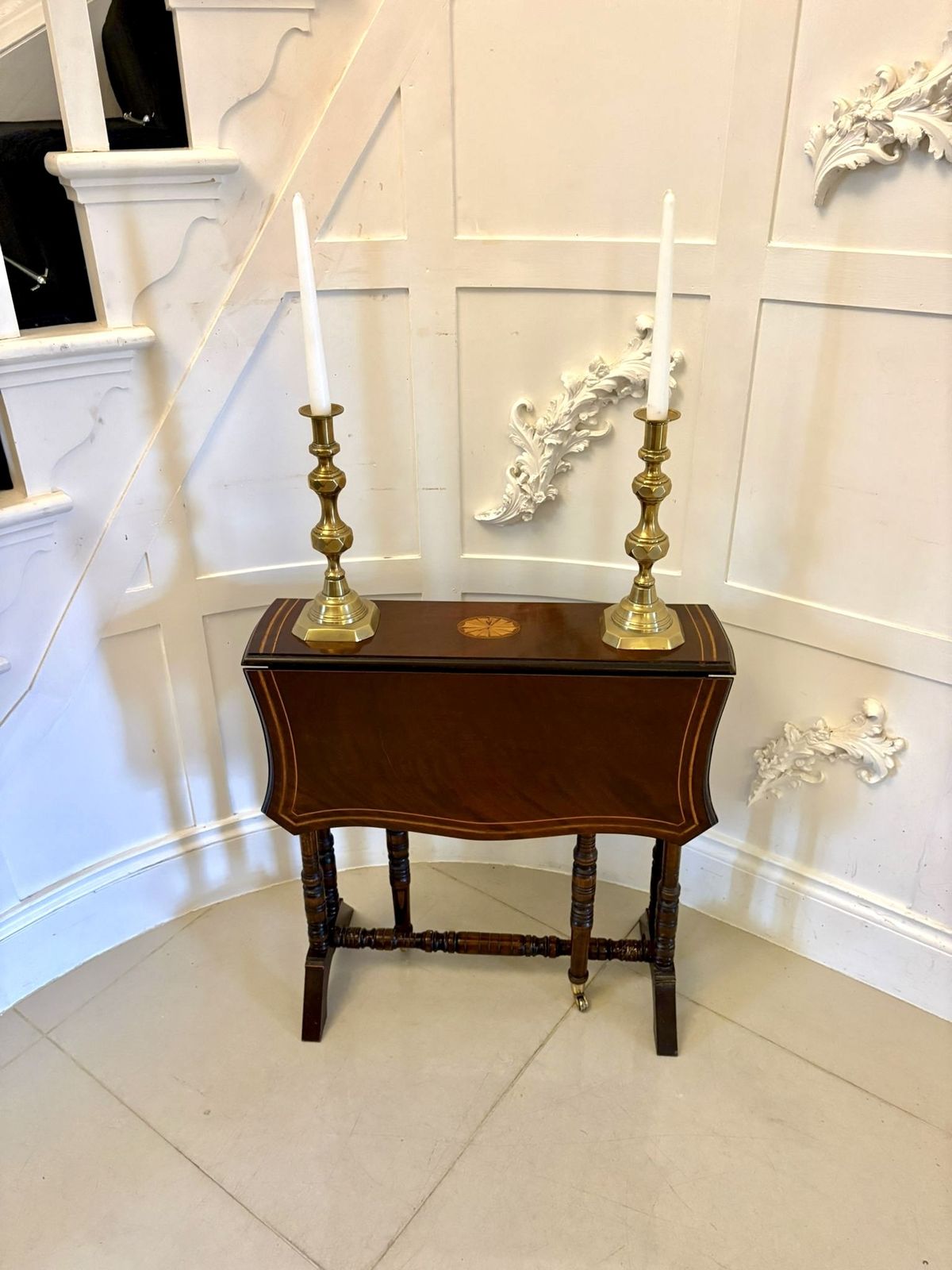 Antique Mahogany Sutherland Occasional Table With Satinwood Inlay photo for sale