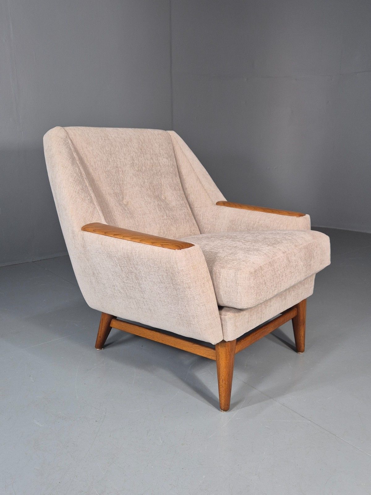 photo furniture Vintage Danish Mid Century Lounge Chair Teak Frame New Upholstery Eb11777 Mnor