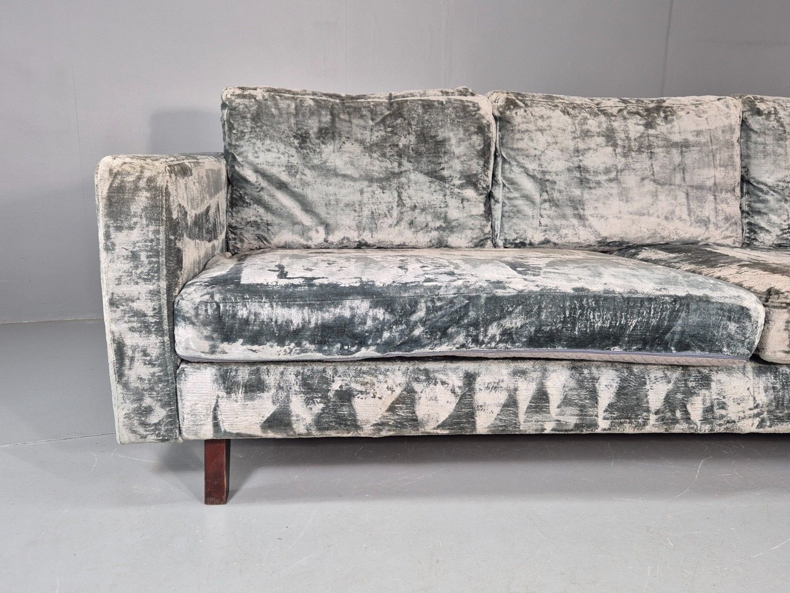 Huge 4 Seater Settee Turquoise Velvet Ex Hotel Modern Design Retro Eb11774 M4ss photo for sale