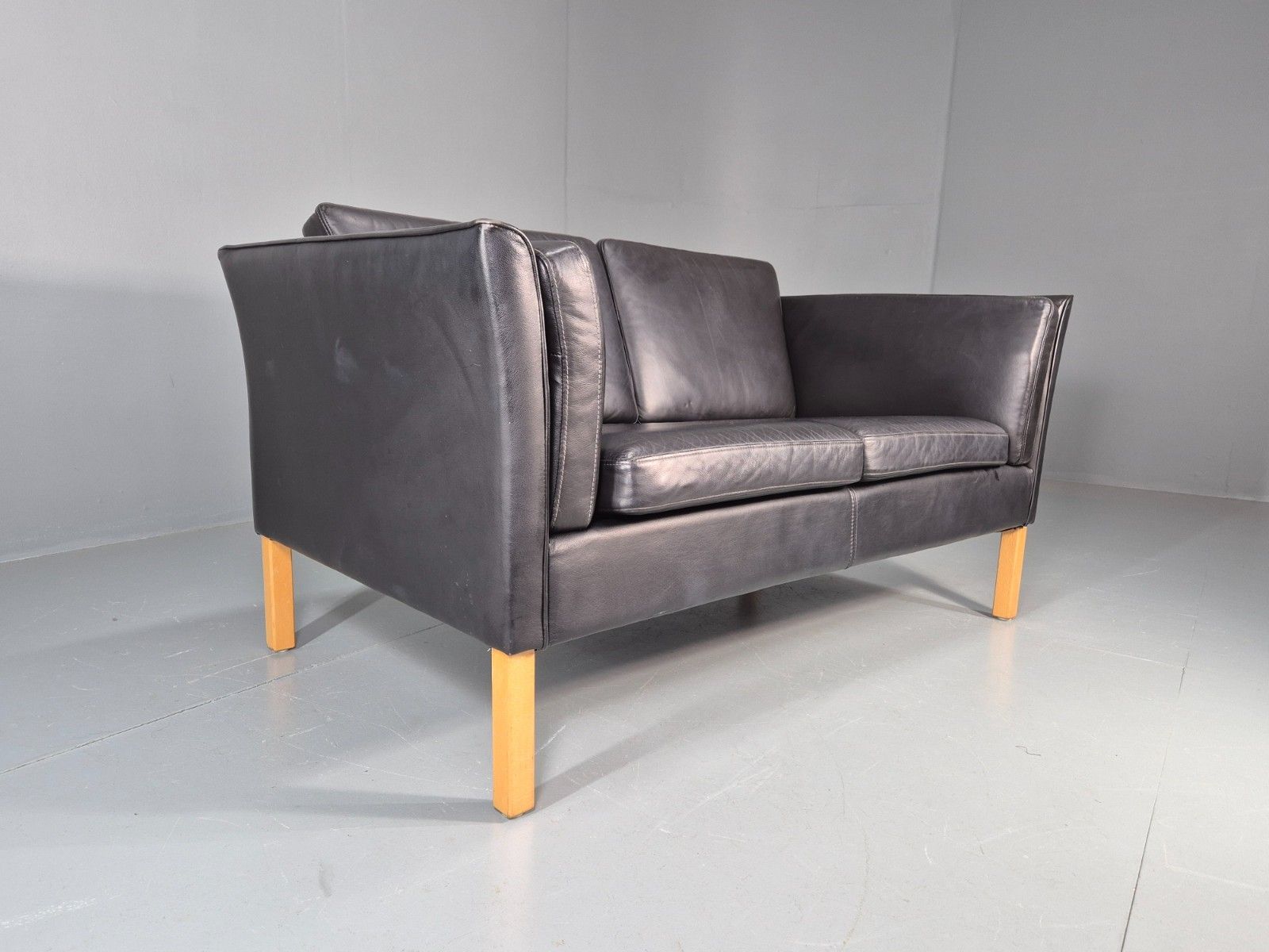Vintage 2 Seater Settee Danish Retro Black Leather And Vinyl Eb11640  M2ss photo furniture