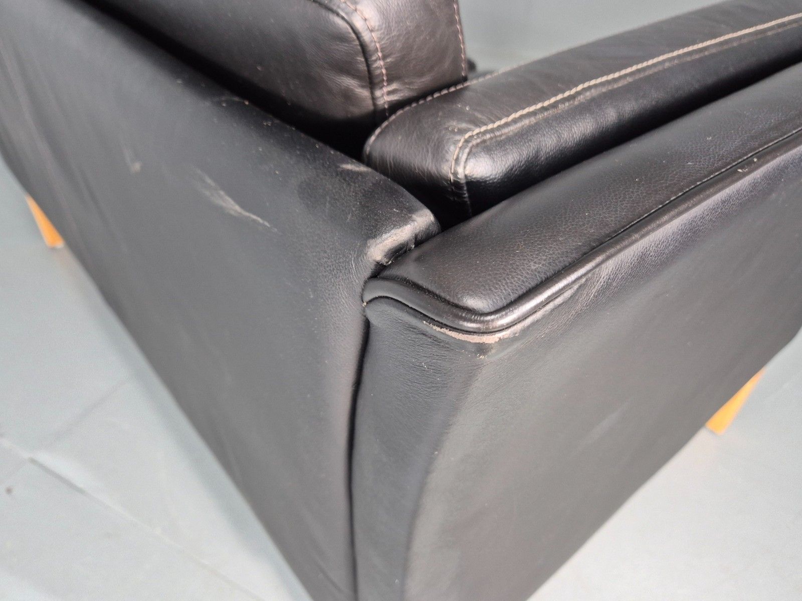 photo buy Vintage 2 Seater Settee Danish Retro Black Leather And Vinyl Eb11640  M2ss