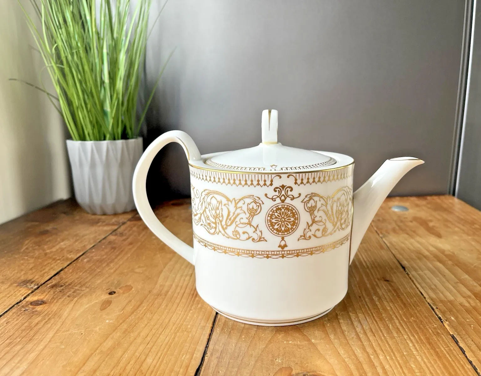 Rare Vintage Royal Worcester Hyde Park Georgian Style Urn Gold Gilt Teapot photo Home Decor