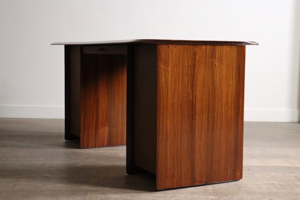 photo vintage Afra E Tobia Scarpa Artona Desk Maxalto Italy 1975