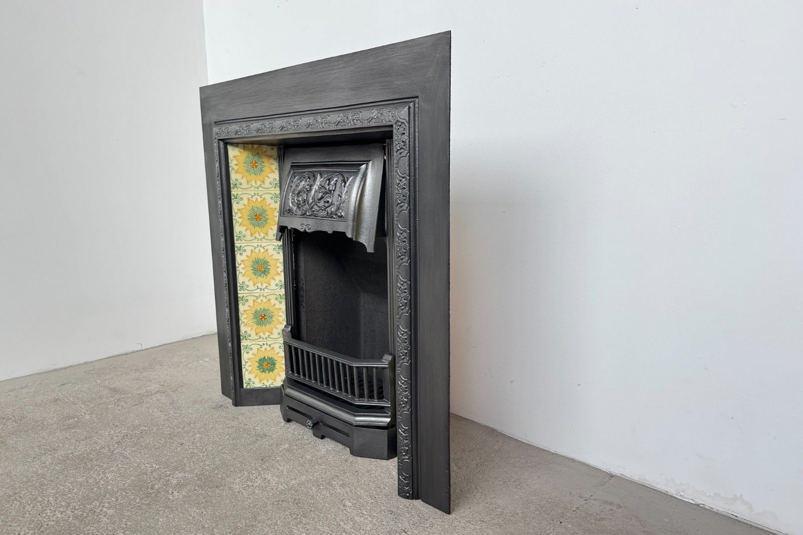 Reclaimed Victorian 19th Century Cast Iron Fireplace Grate photo Home Fixtures