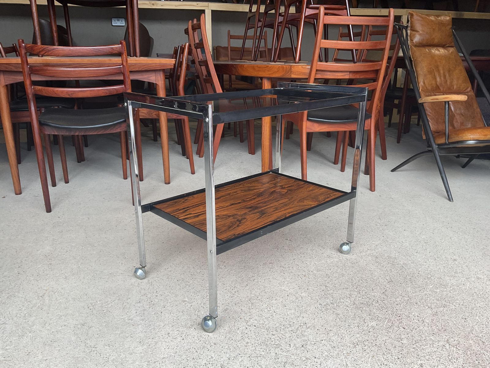 Art Deco Drinks Trolley By Howard Miller Design Associates Mid Century, 70s photo 465.0