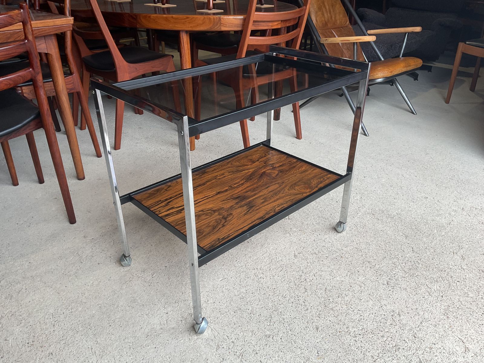 photo furniture Art Deco Drinks Trolley By Howard Miller Design Associates Mid Century, 70s