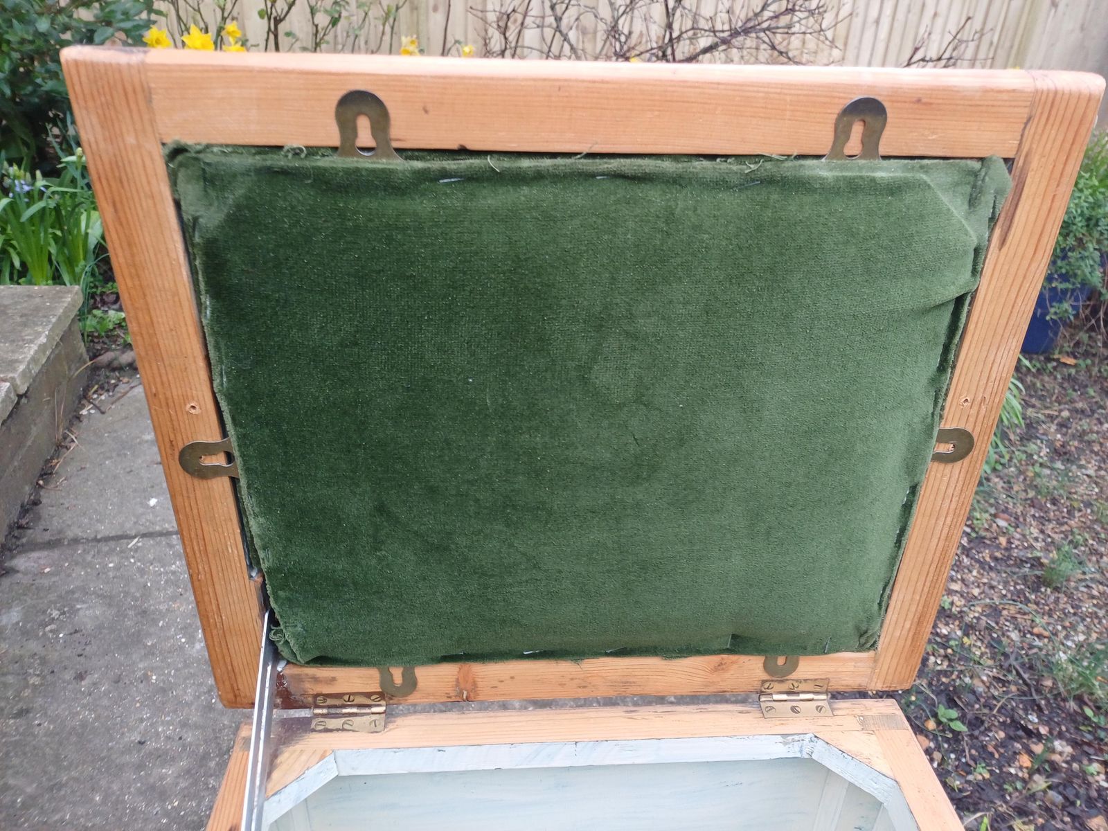 photo vinterior Vintage Sewing Workbox Stool 1920s Stripped Pine Craft Storage Seat With Drawers Divided Compartments Needlework Sewing Box