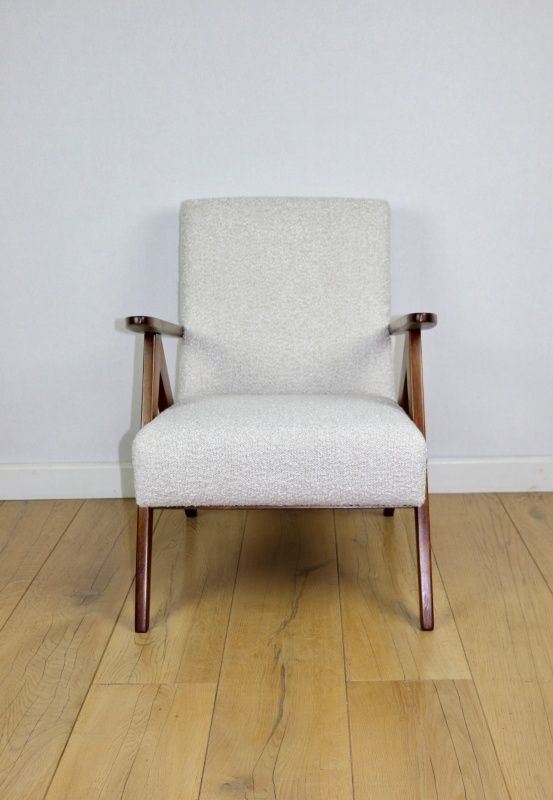 Vintage B 310 Var Armchair, White Bouclé Structure, 70s   Brown Wood photo Furniture