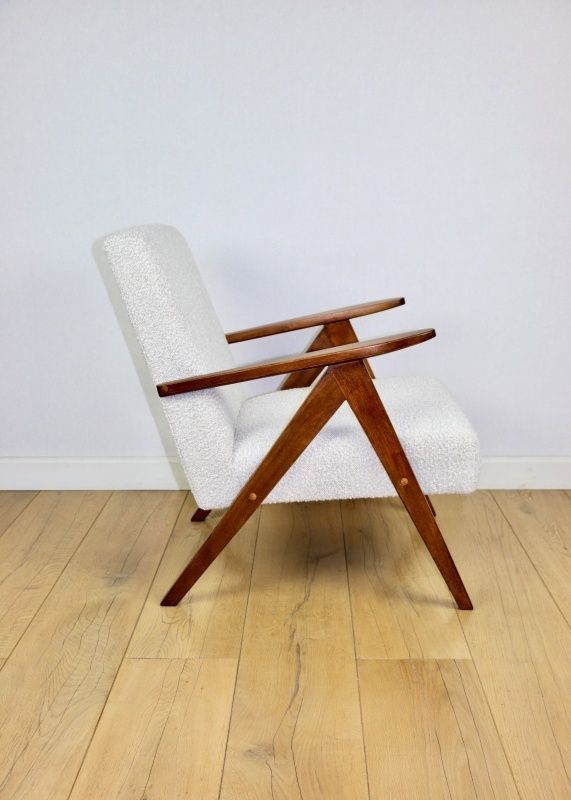 photo for sale Vintage B 310 Var Armchair, White Bouclé Structure, 70s   Brown Wood