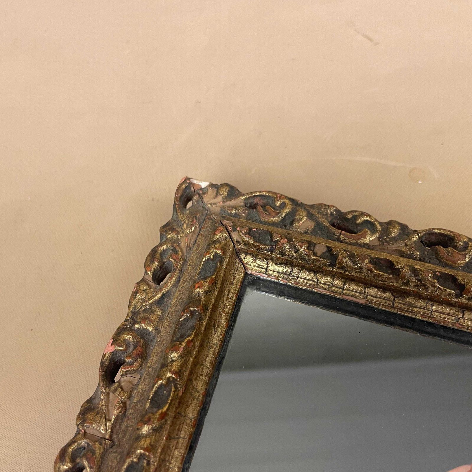 95.0 Vintage Freestanding Mirror Gold Gilt Wood Frame Portrait Dressing Tabletop Ornate Gilted Bedroom Vanity Decorative Rectangle Wooden photo