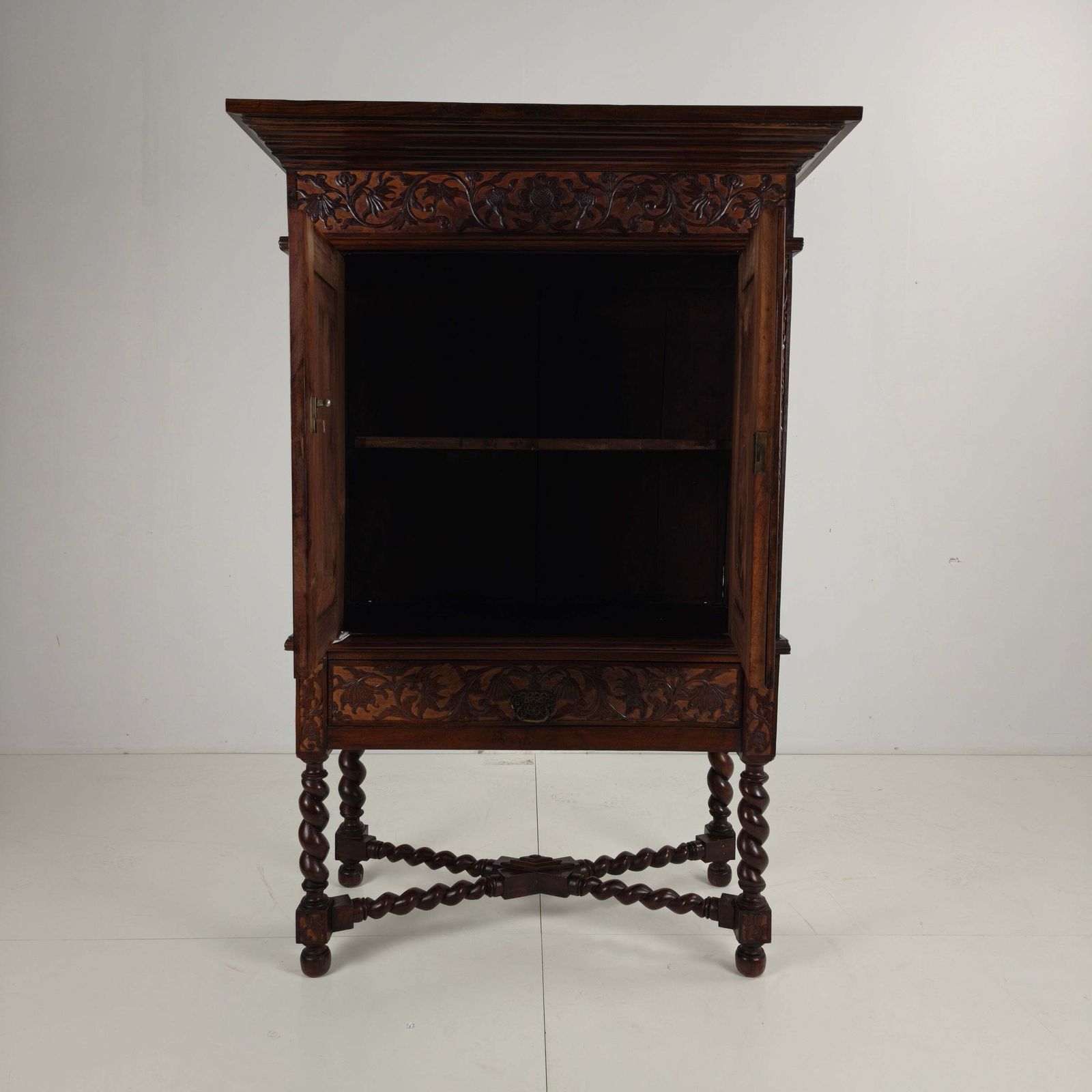 Late 19th Century Carved Colonial Cabinet – Dutch East Indies photo vinterior