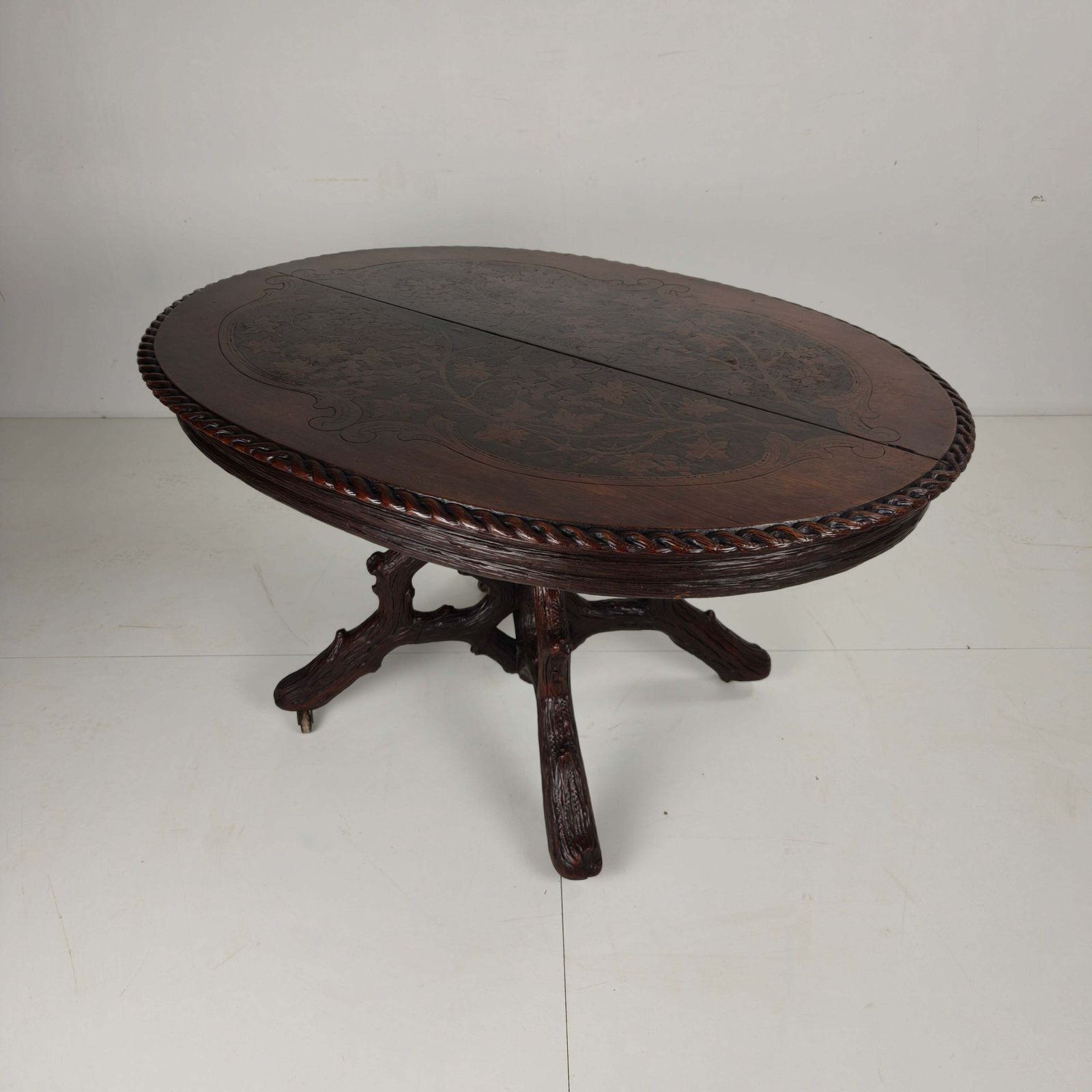 photo vinterior Black Forest Center Table By Matthijs Horrix For Horrix Den Haag, 1890s