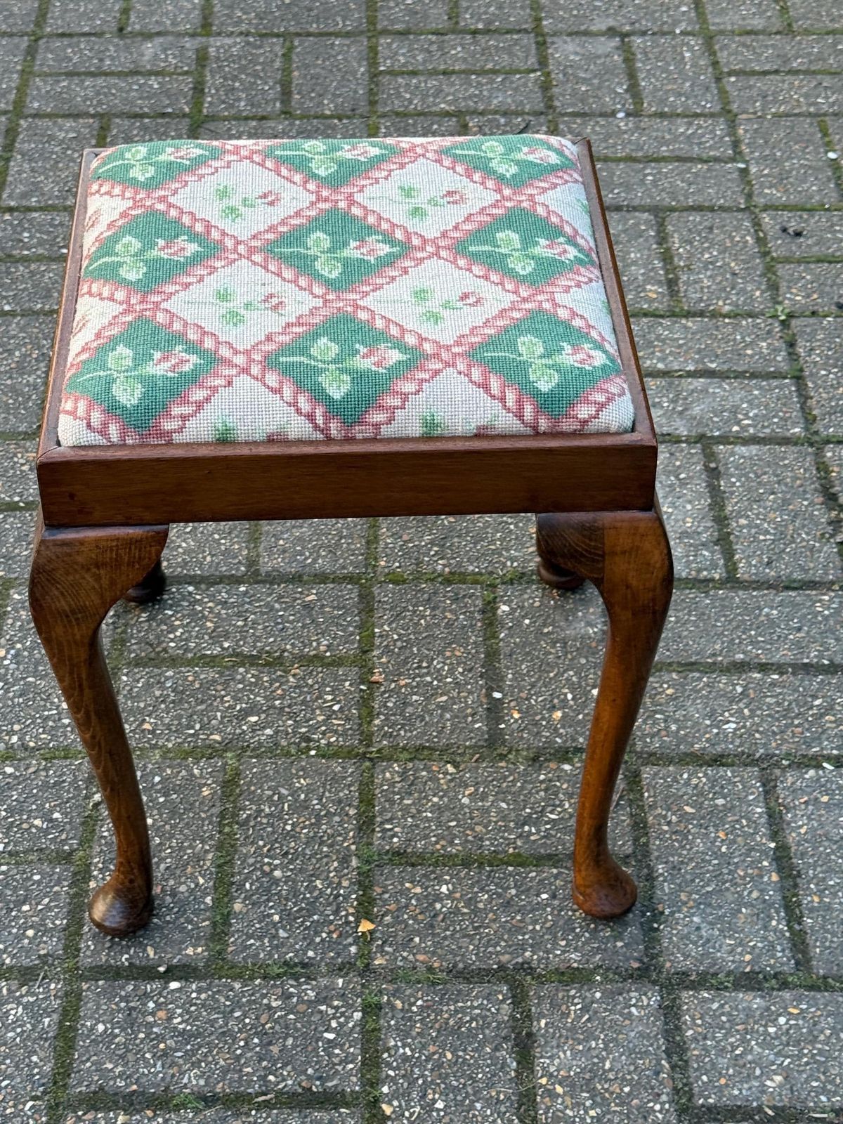 Vintage 1930s Queen Anne Style Stool With Upholstered Needlepoint Seat photo vintage